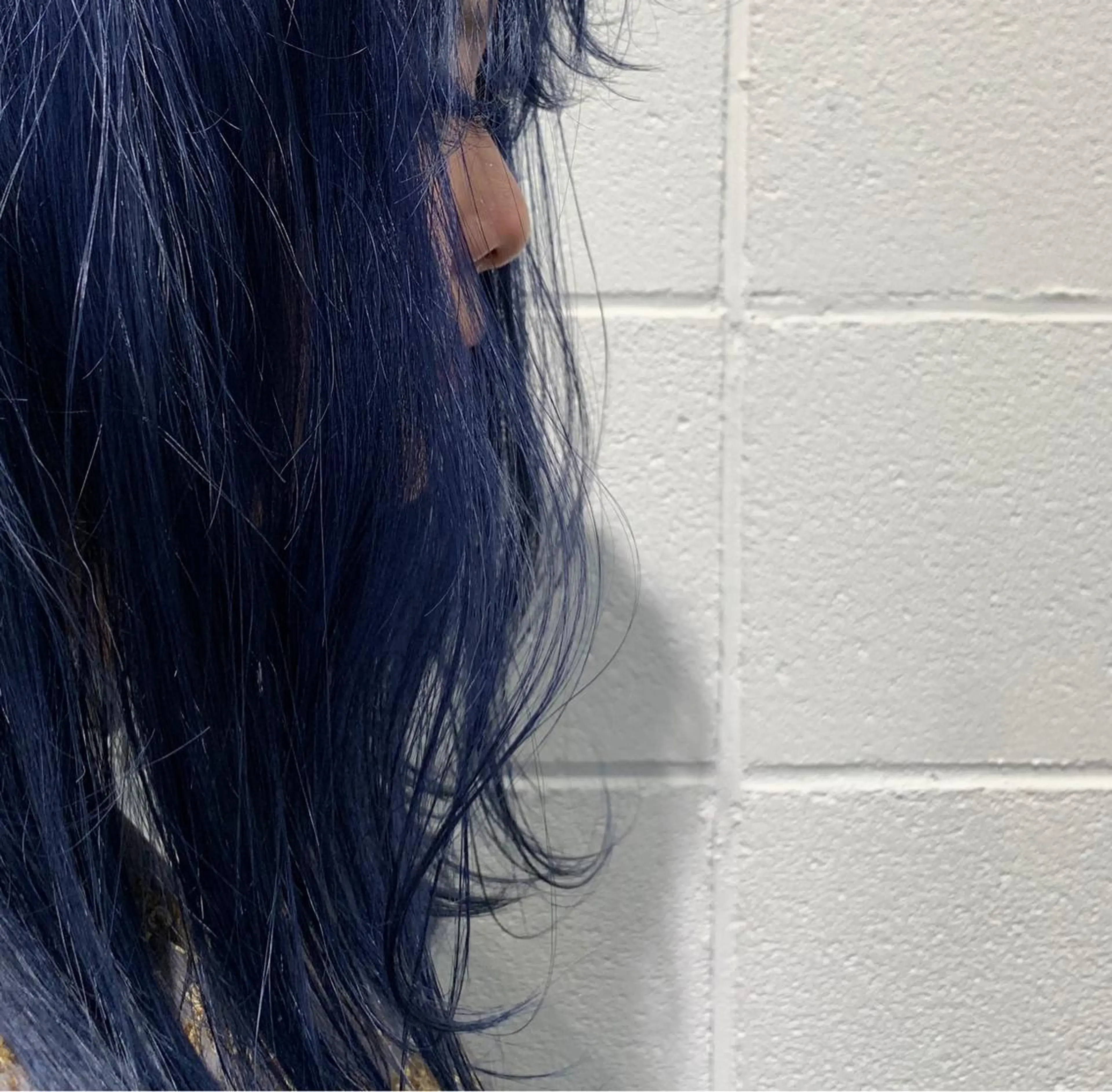 ショート カラー メンズ ブルーカラー ネイビーカラー ヘアカラー トリートメント THE./ブリーチ 透感カラー/髪質改善のヘアスタイル