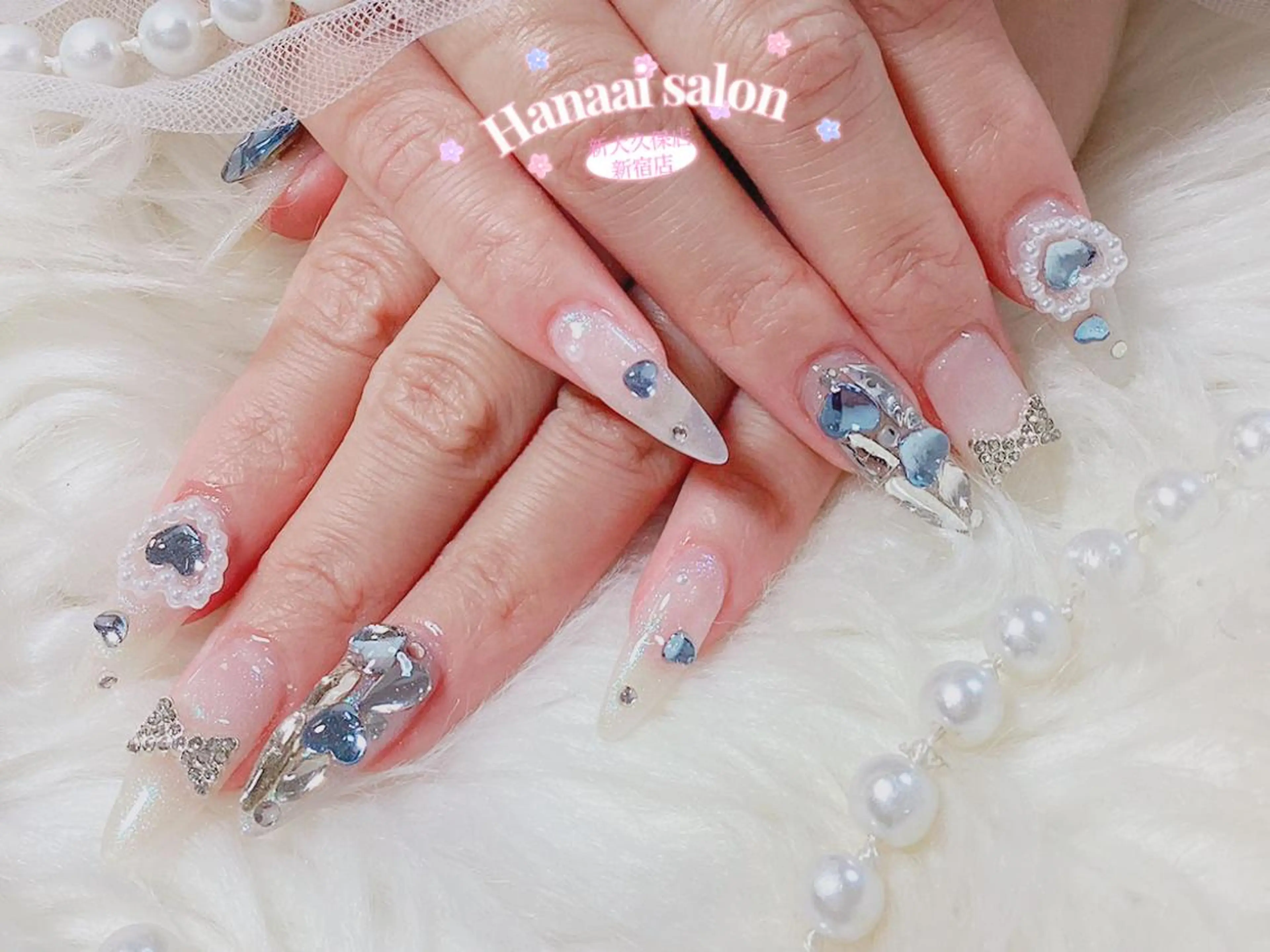 セミロング ハンドネイル Hanaai Salon新大久保店のネイルデザイン