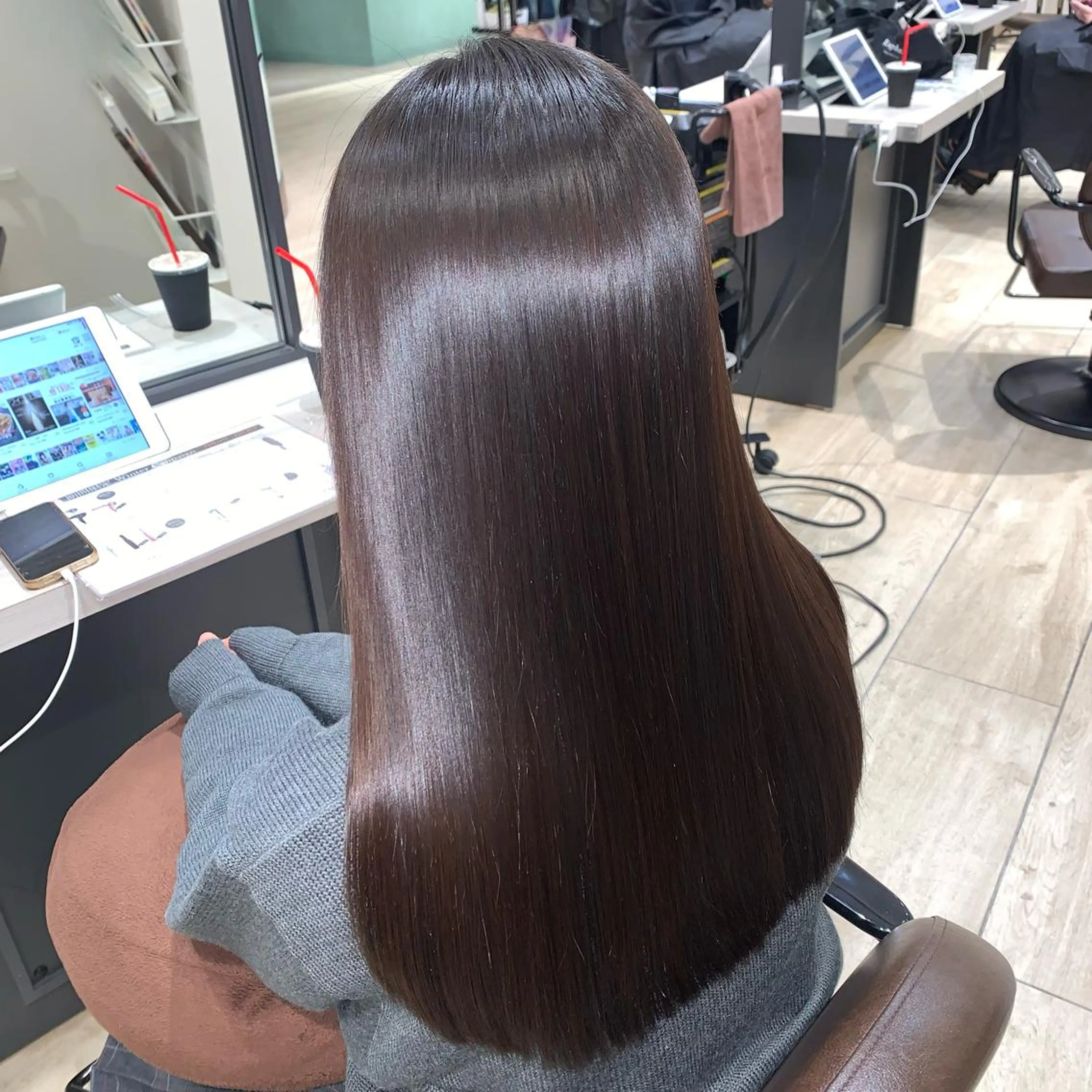 ロング カット 💎銀座.大人可愛い 🩶上品ヘア💎のヘアスタイル