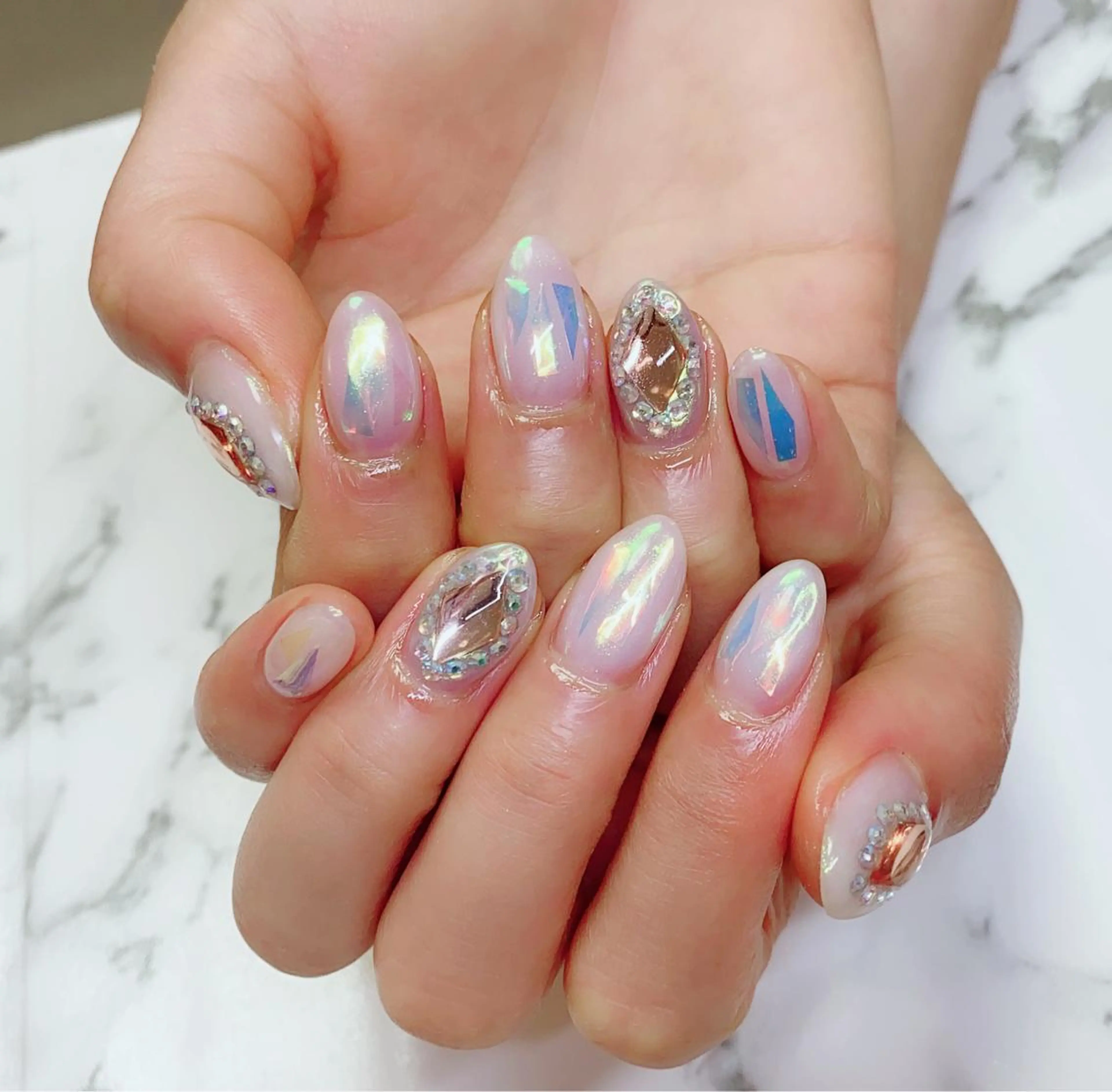 ロング カラー ネイル アートネイル ストーンネイル Q Free nailsのネイルデザイン