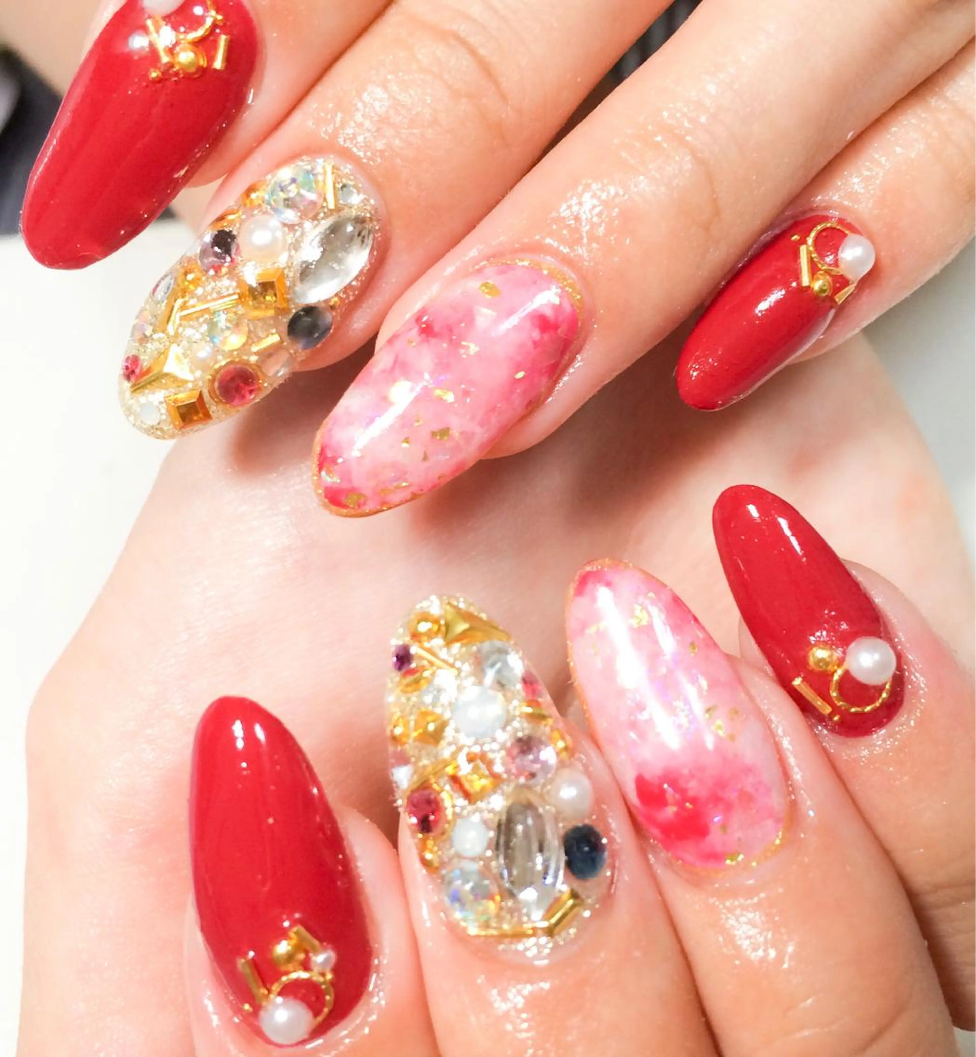 ネイル 成人式 ハンドネイル Hisaka Mikiのネイルデザイン