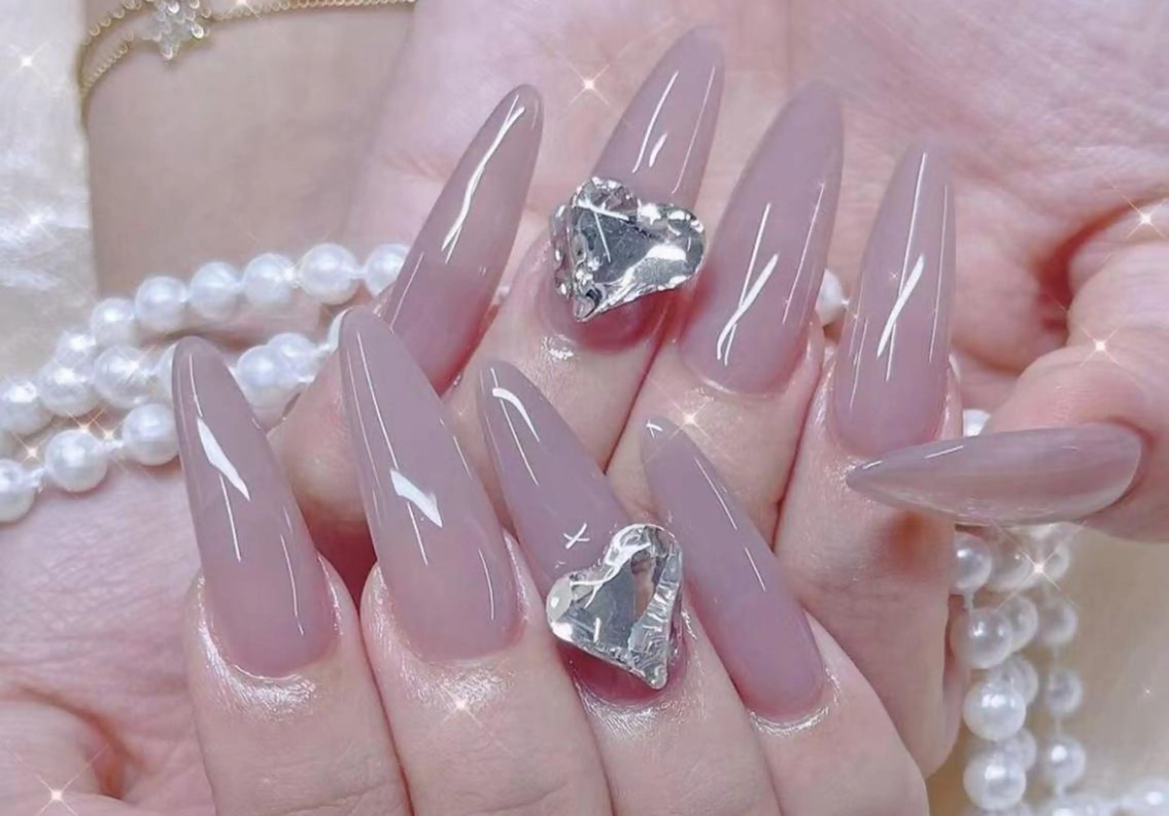 ネイル 🎀まゆ 🪽🐾のネイルデザイン