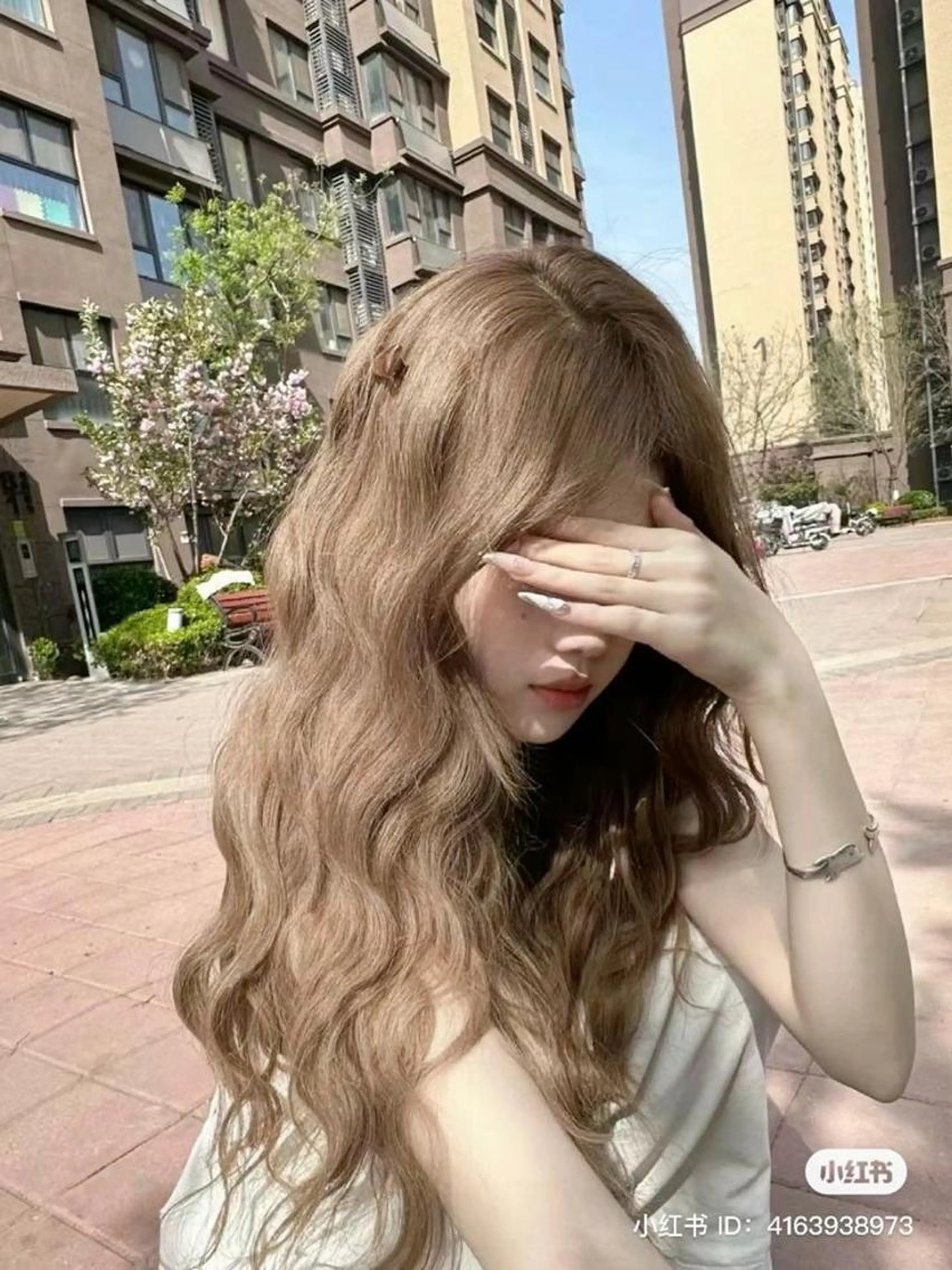 🤍ミニモ学割🤍ブリーチで作る大人上品なベージュカラー🤍ダブルカラー＋2stepハホニコトリートメント🤍の写真