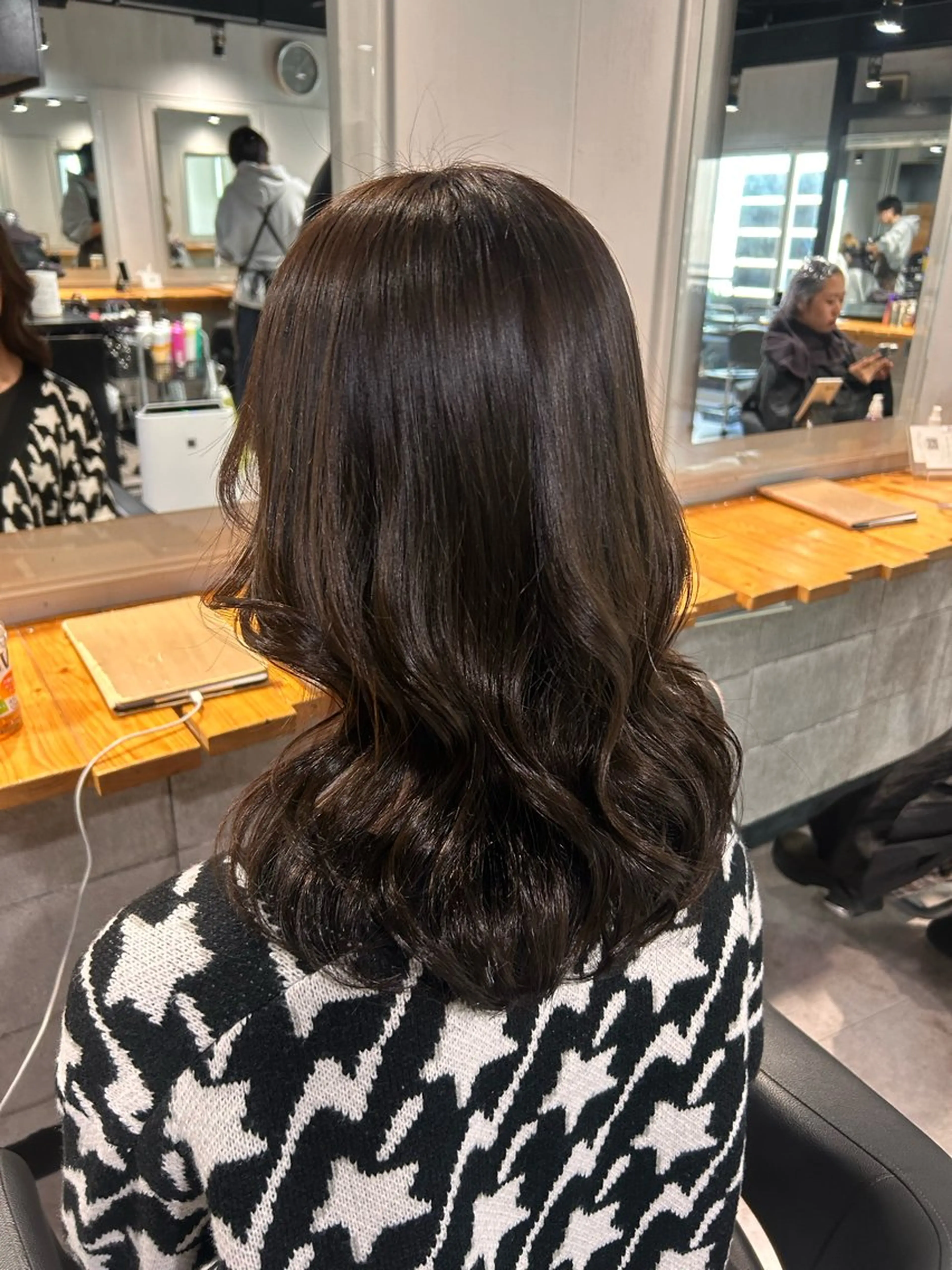 セミロング カット ヘアカラー ヘッドスパ 韓国Style♡ Nanami🇰🇷のヘアスタイル