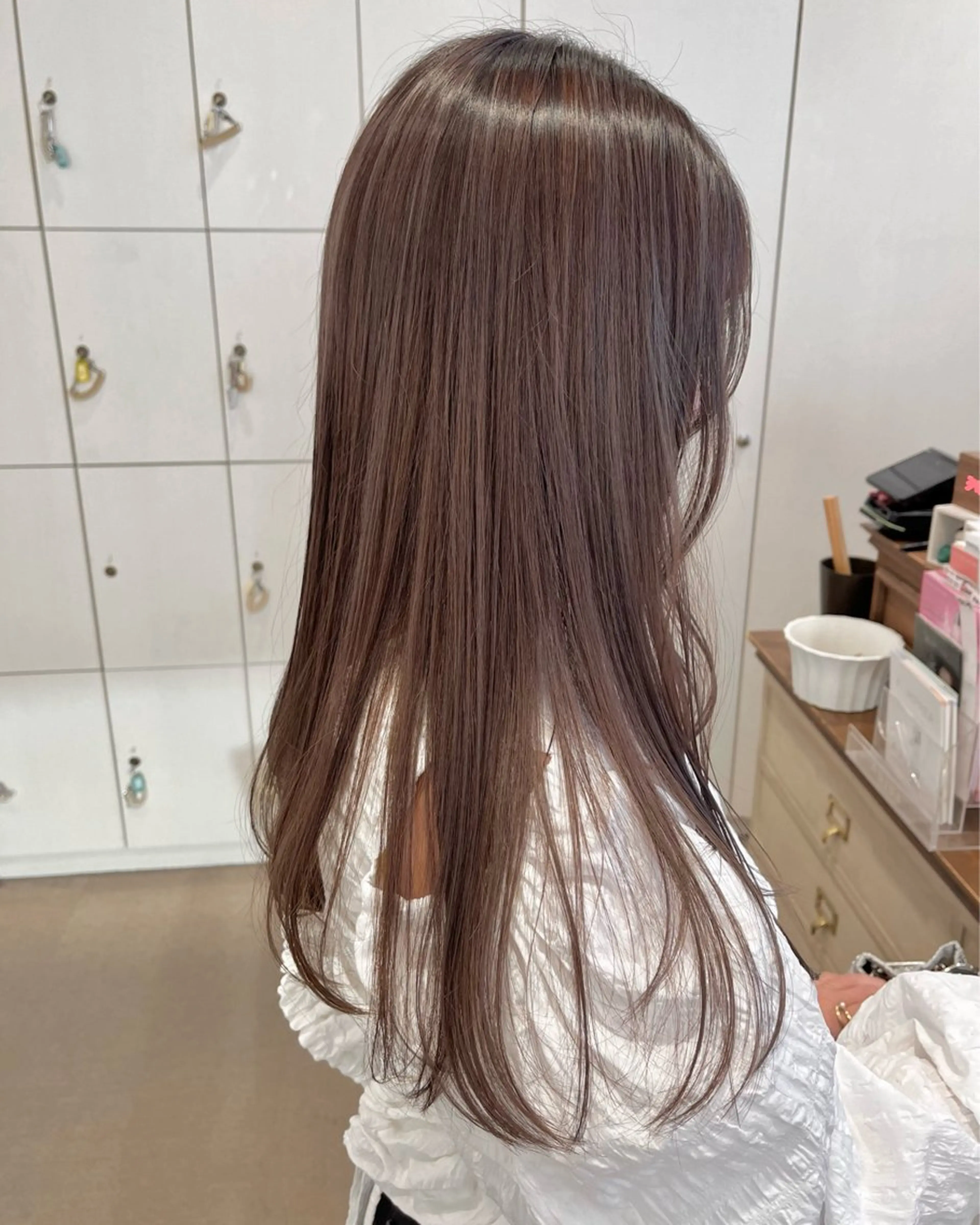 セミロング カット ヘアカラー トリートメント サソウ ユリエ🥥のヘアスタイル