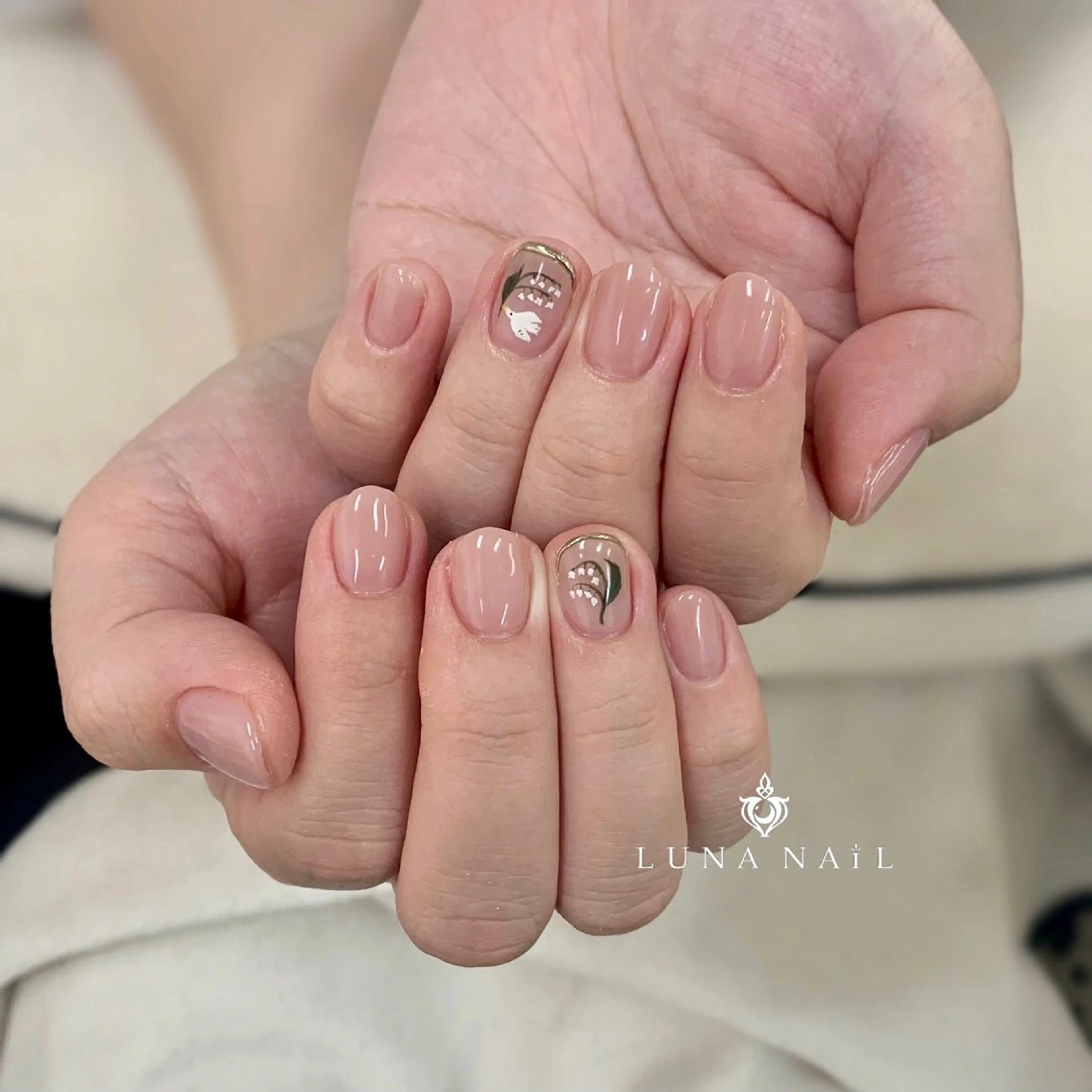 ネイル アトリエ　ミモザ所属・いまむら あかりのネイルデザイン