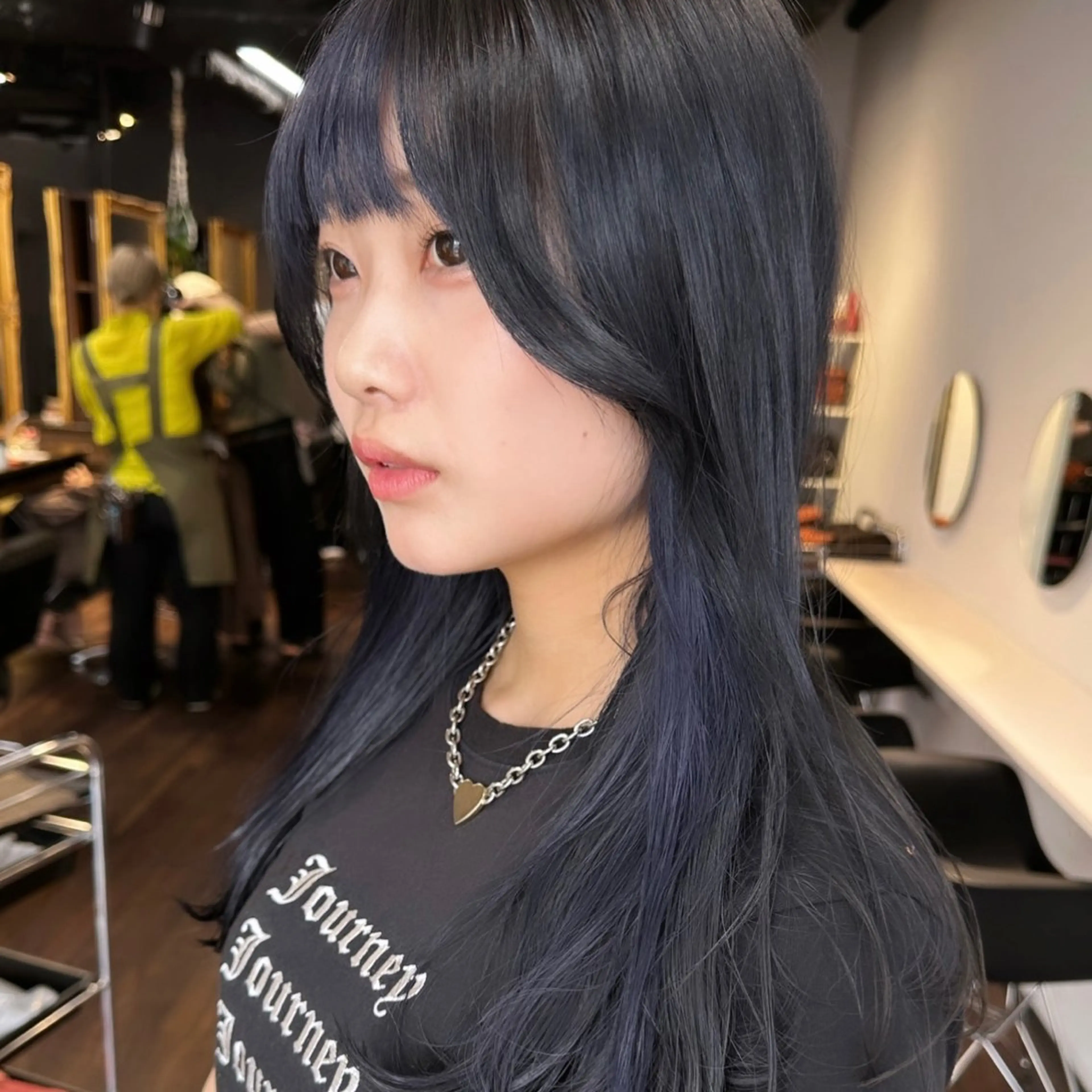 ミディアム カラー ヘアカラー トリートメント ボブ/ダブルカラー 縮毛矯正/支持多数のヘアスタイル