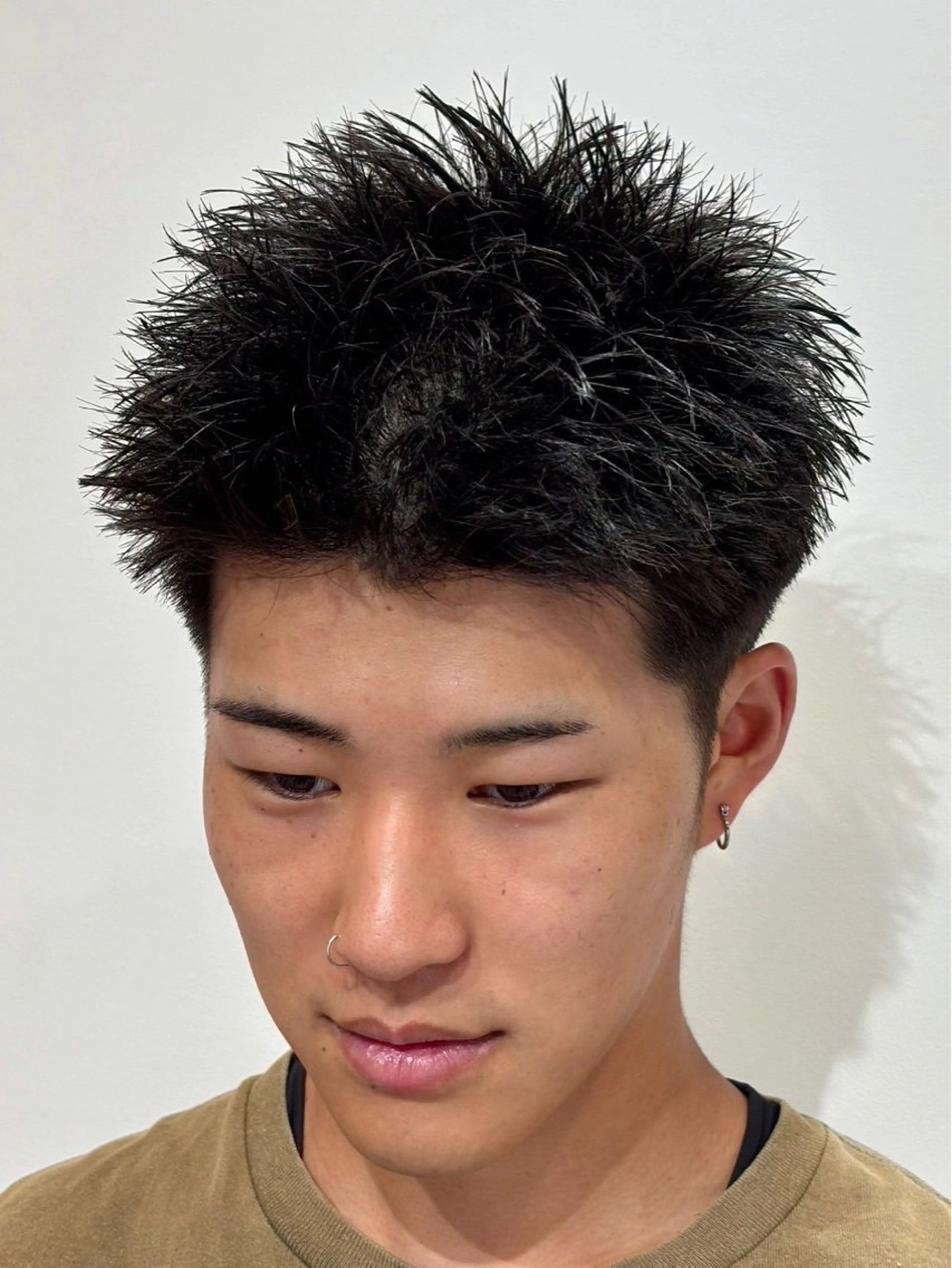 ショート ショートヘア 青木 真裟斗のヘアスタイル