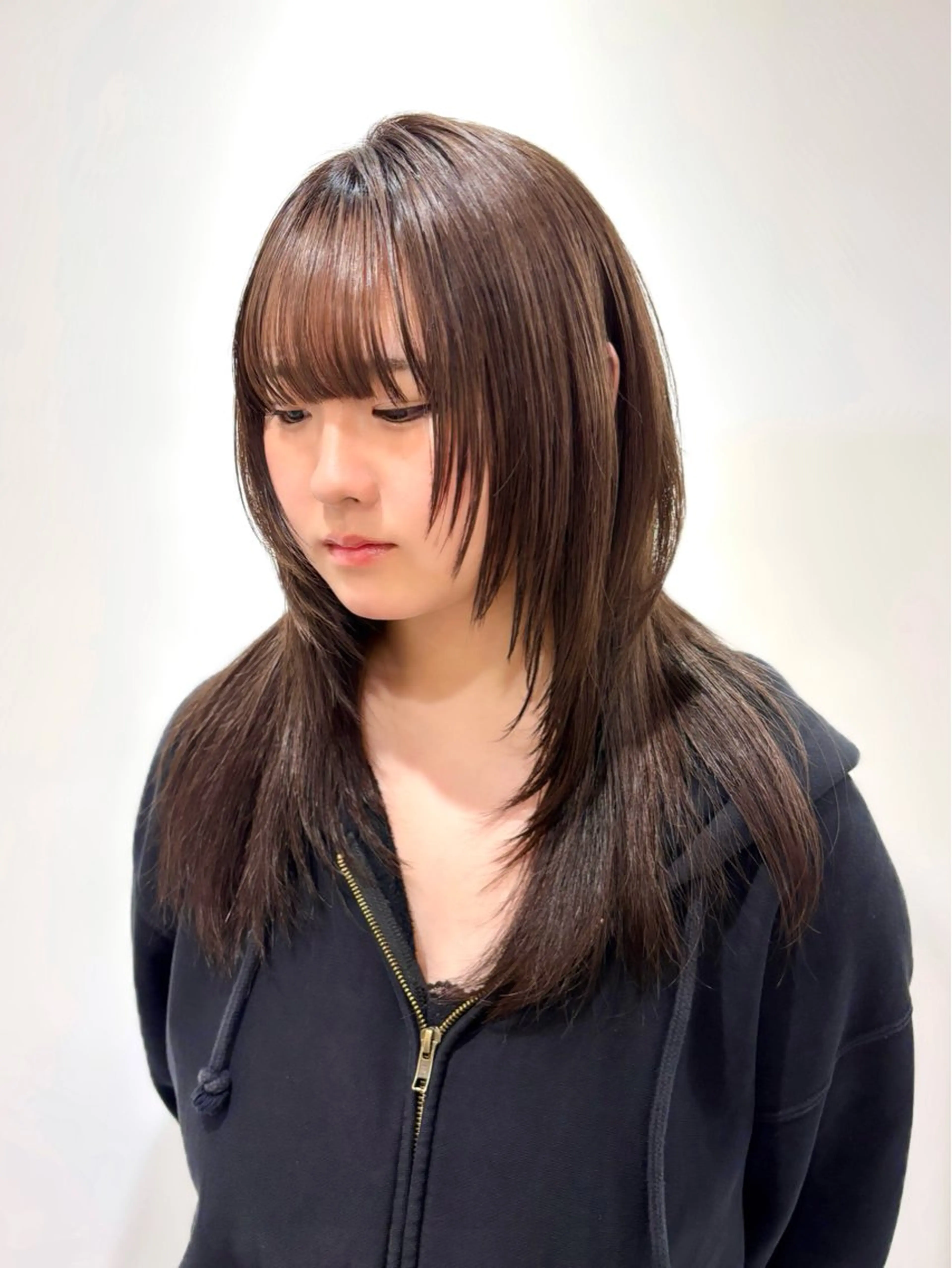 セミロング カラー カット ヘアカラー トリートメント ハイトーン/ウルフ/ レイヤー/Asukaのヘアスタイル