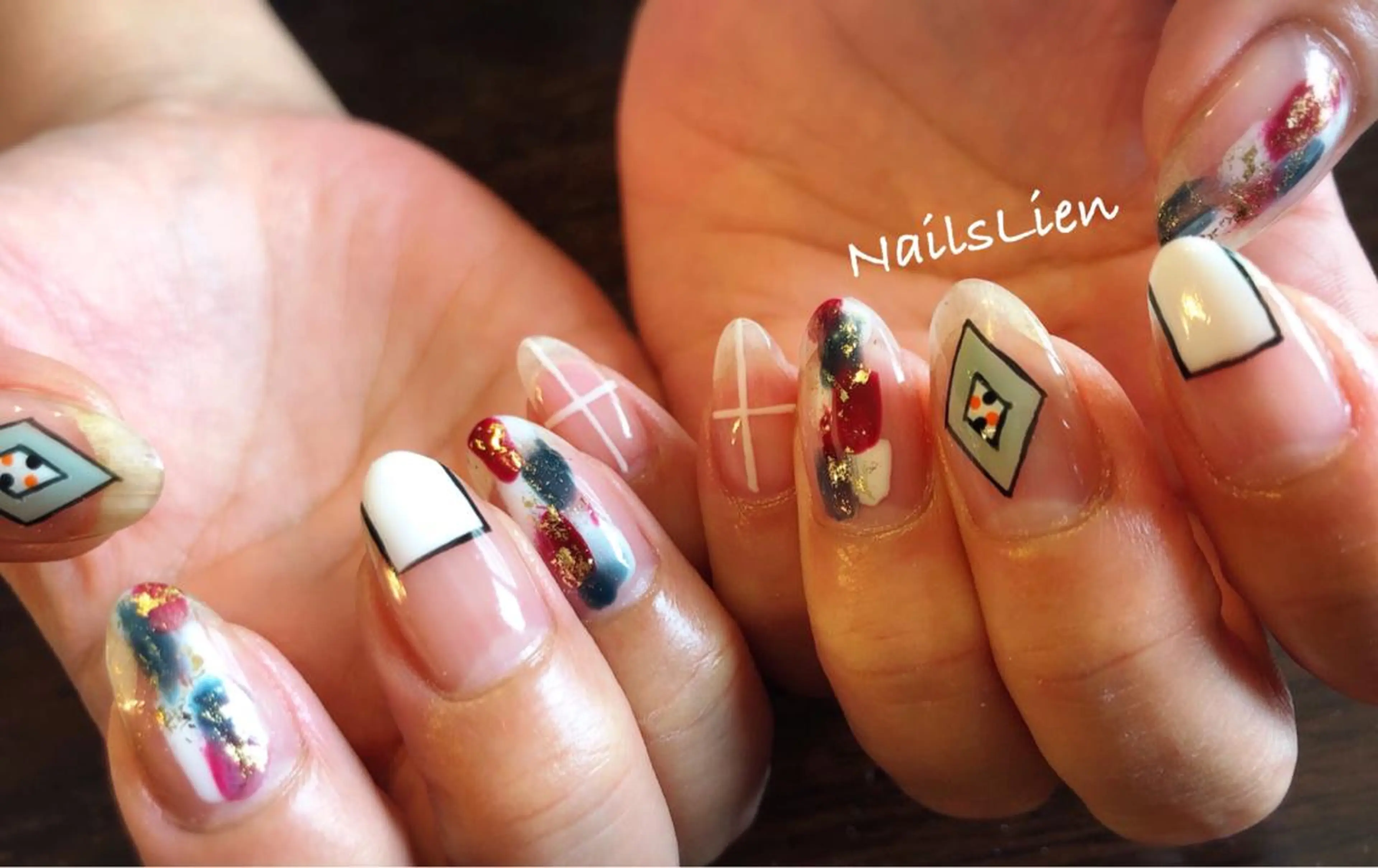 ネイル クリアネイル 夏ネイル 凛 リンのネイルデザイン