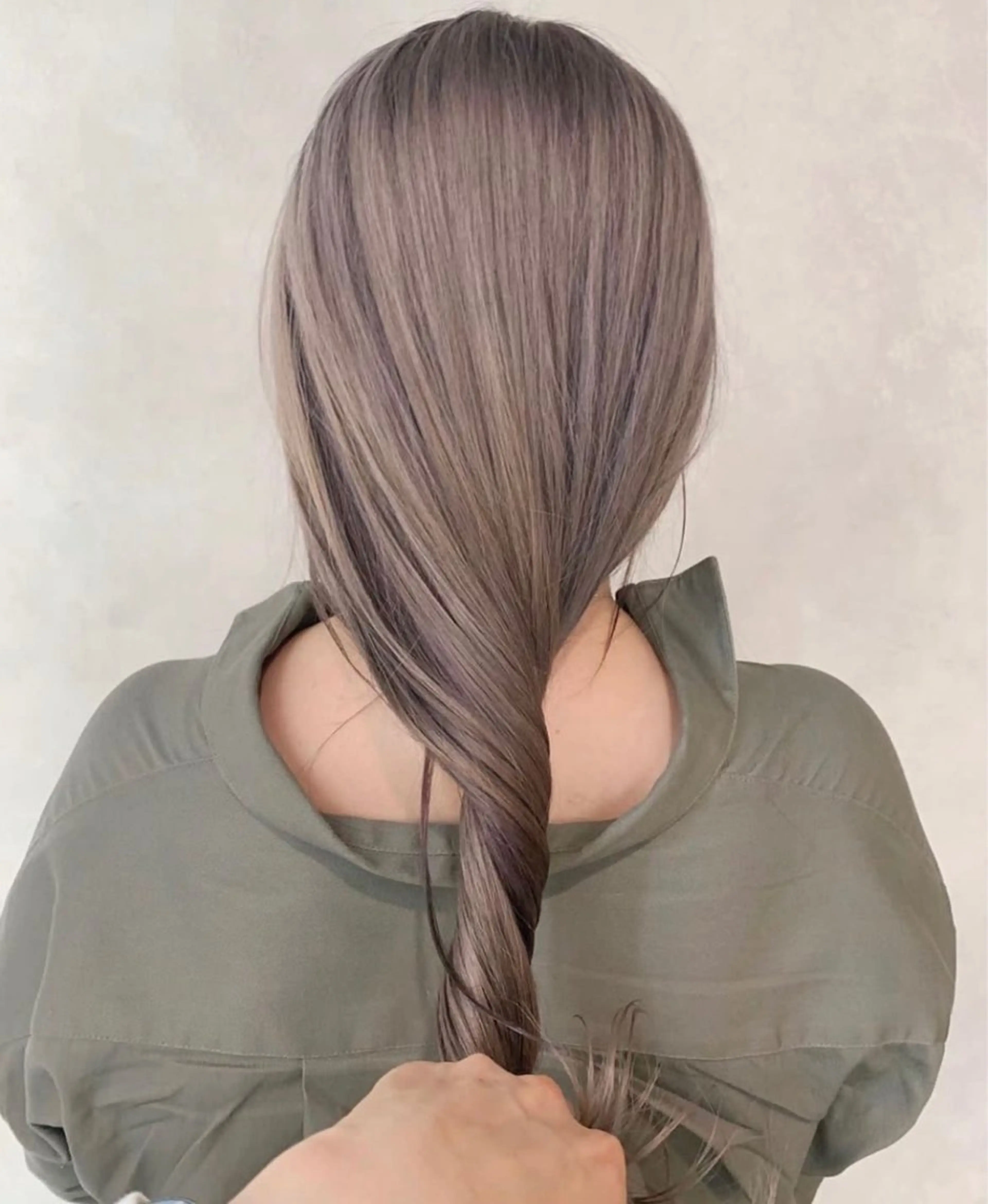 ロング カラー ブリーチ ヘアカラー トリートメント nok所属・レイヤー/ベージュ/ どますず🌺のヘアスタイル