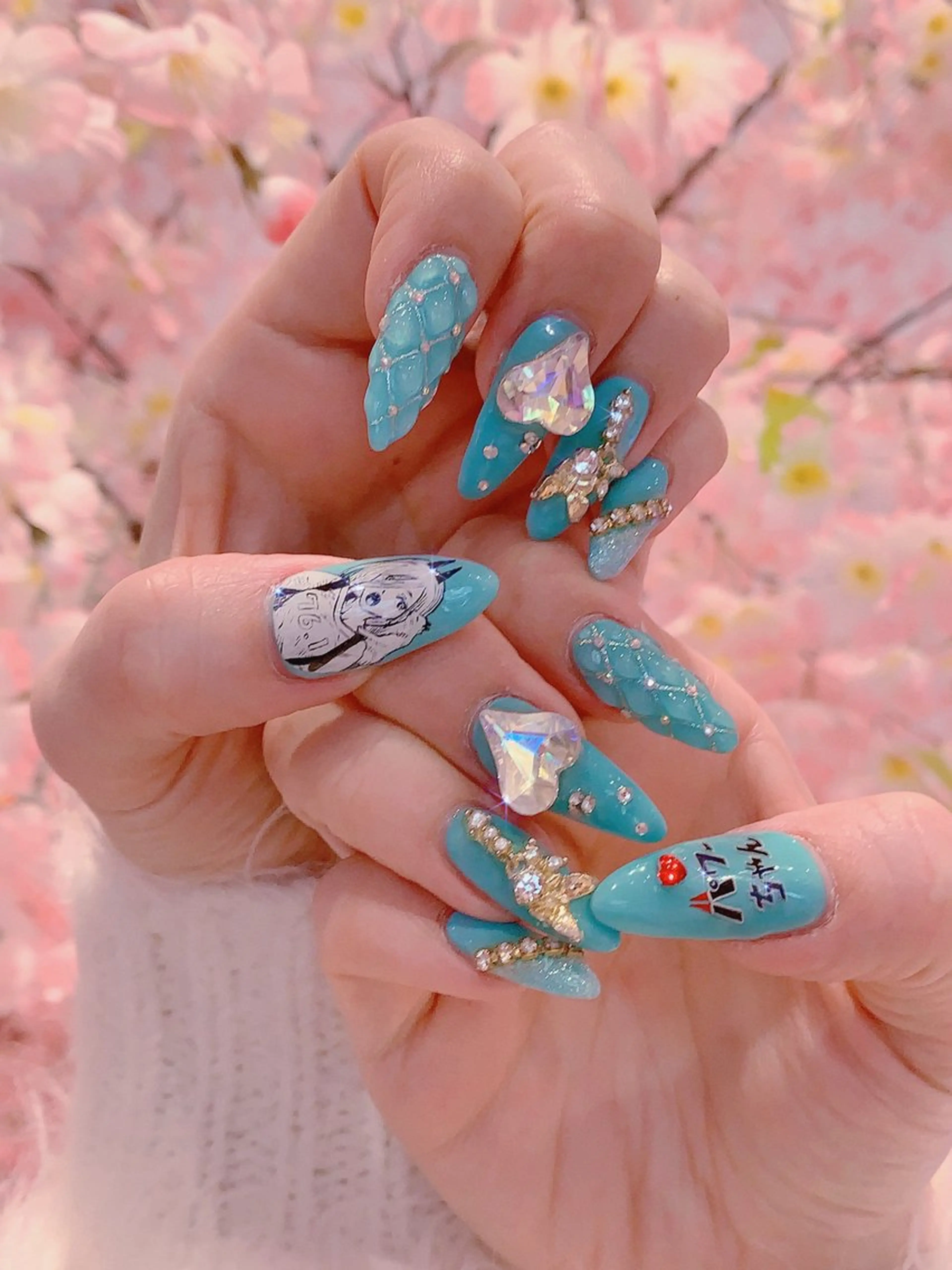 ネイル アートネイル キラキラネイル 韓国ネイル ロングネイル 持ち込み シェアサロンLei.g(レイジー)所属・3Dアートネイル💗 都築レナのネイルデザイン