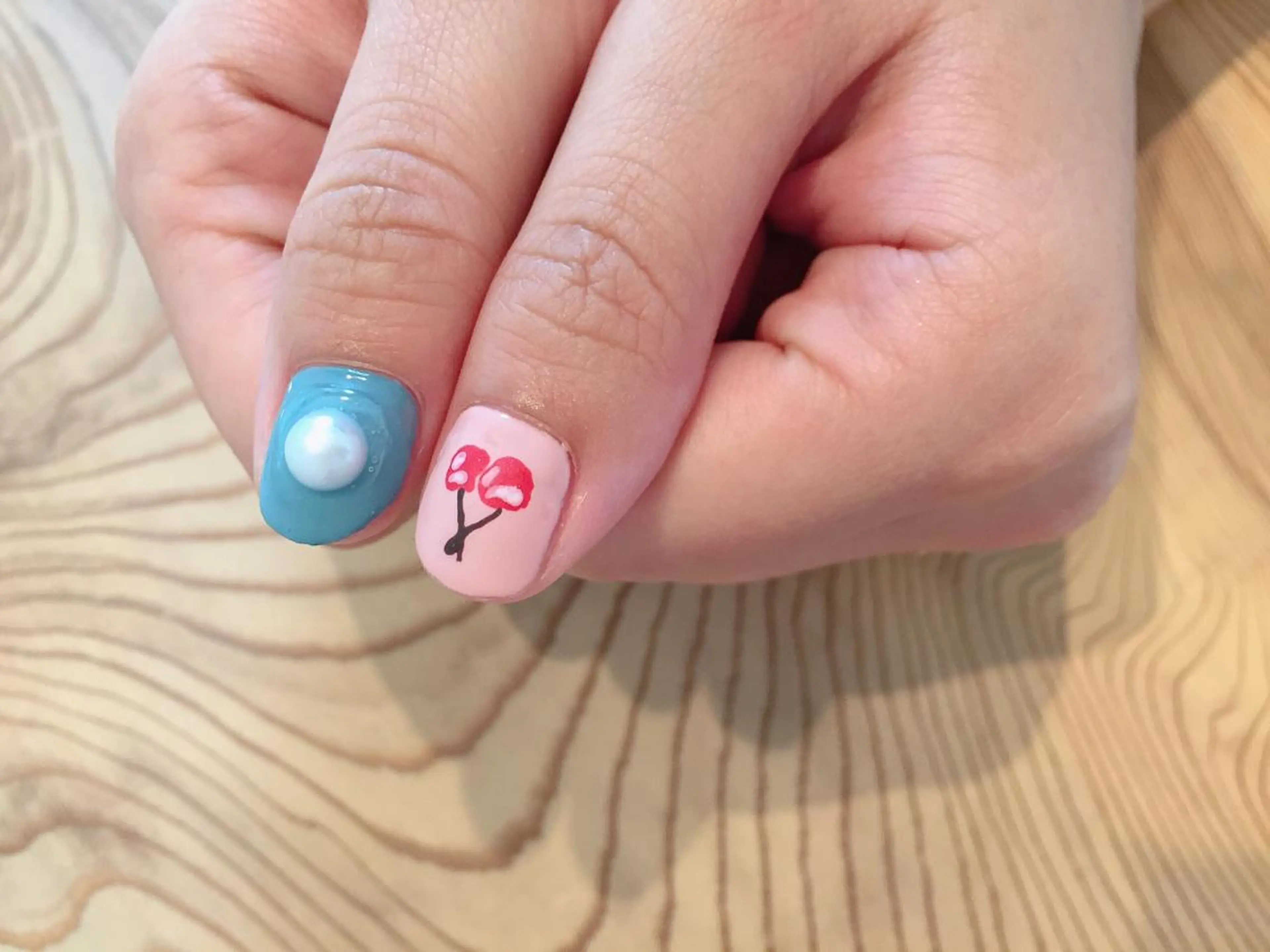 ネイル ｱｲﾗｯｼｭ ﾈｲﾙ ｻﾛﾝ つけるのマツエク・マツパデザイン