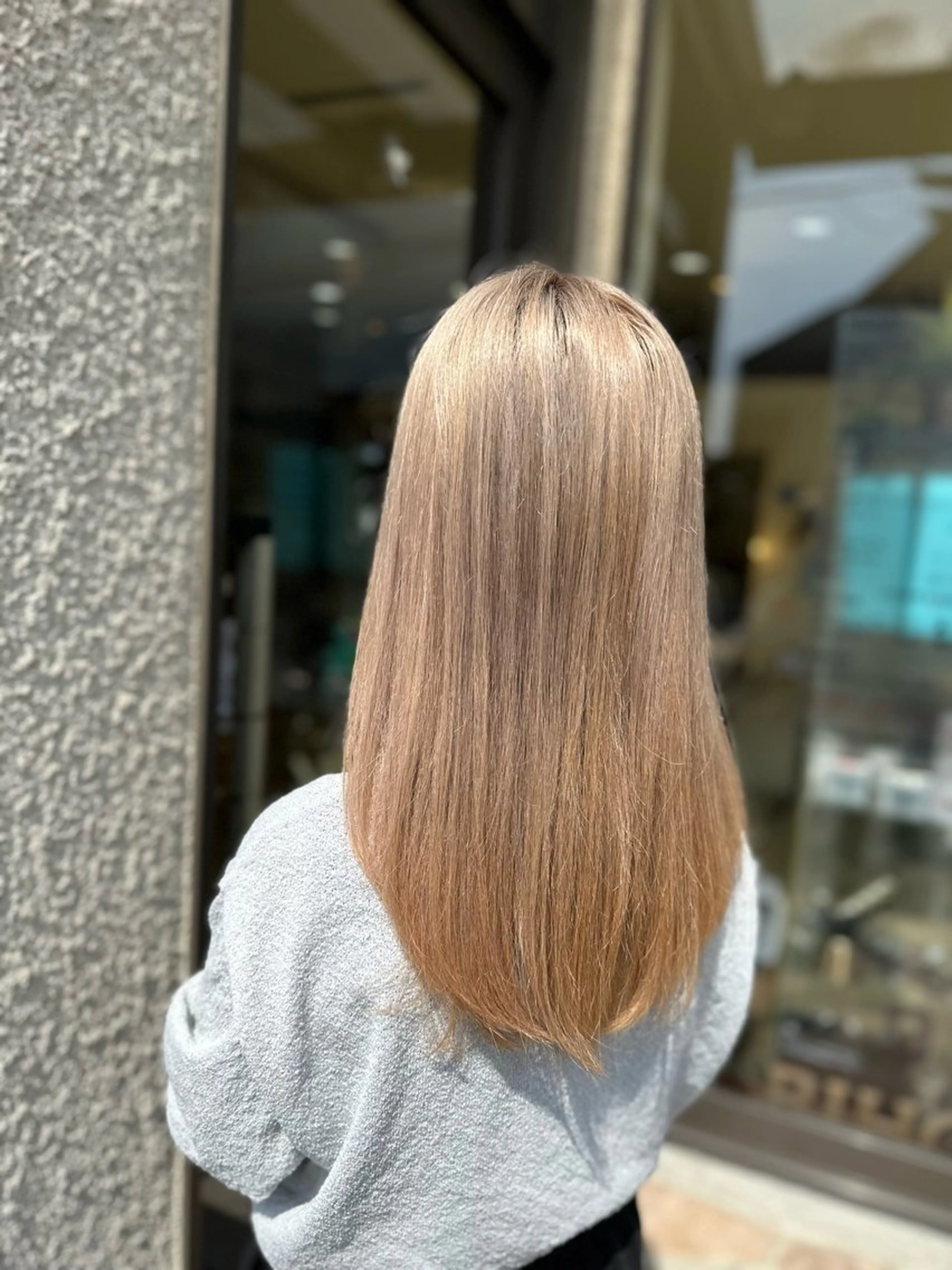 ロング カラー ブリーチ ダブルカラー hair&makeRIHGA所属・鈴木希優 /ハイトーンカラーのヘアスタイル