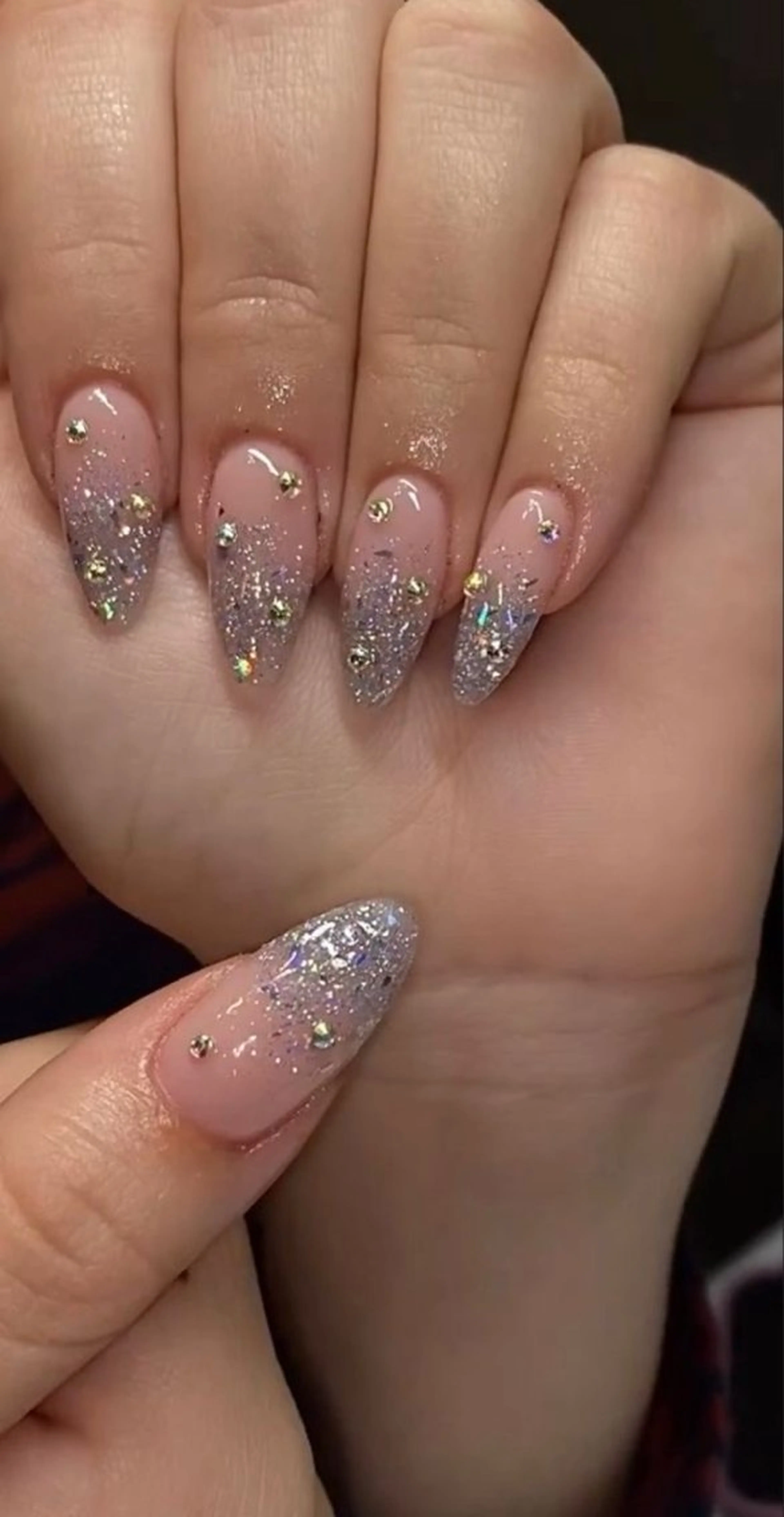 ネイル Odon Beauty  nail  salon所属・ソコ ソコのネイルデザイン