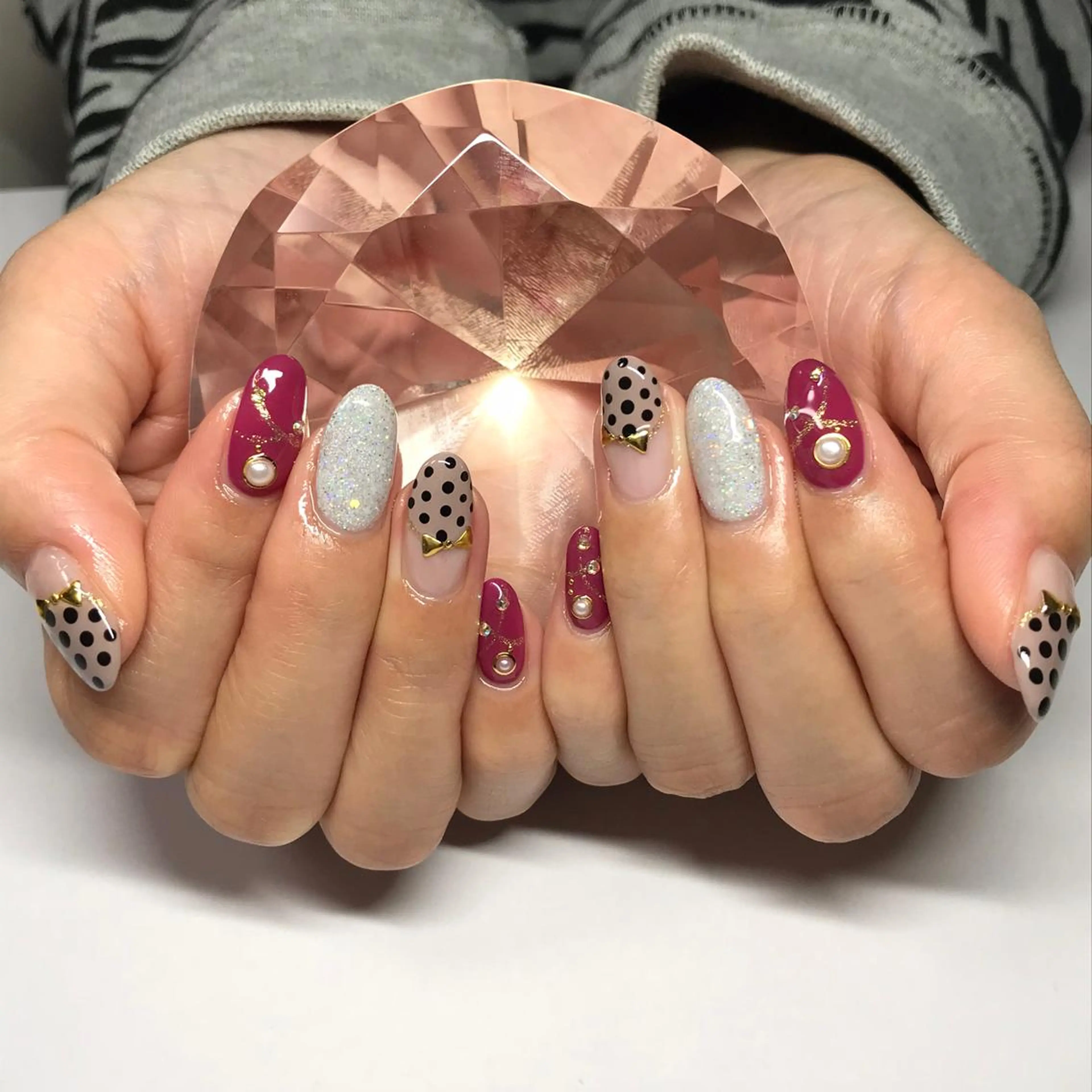 ネイル RuxuryNail ／RiAnnaのネイルデザイン