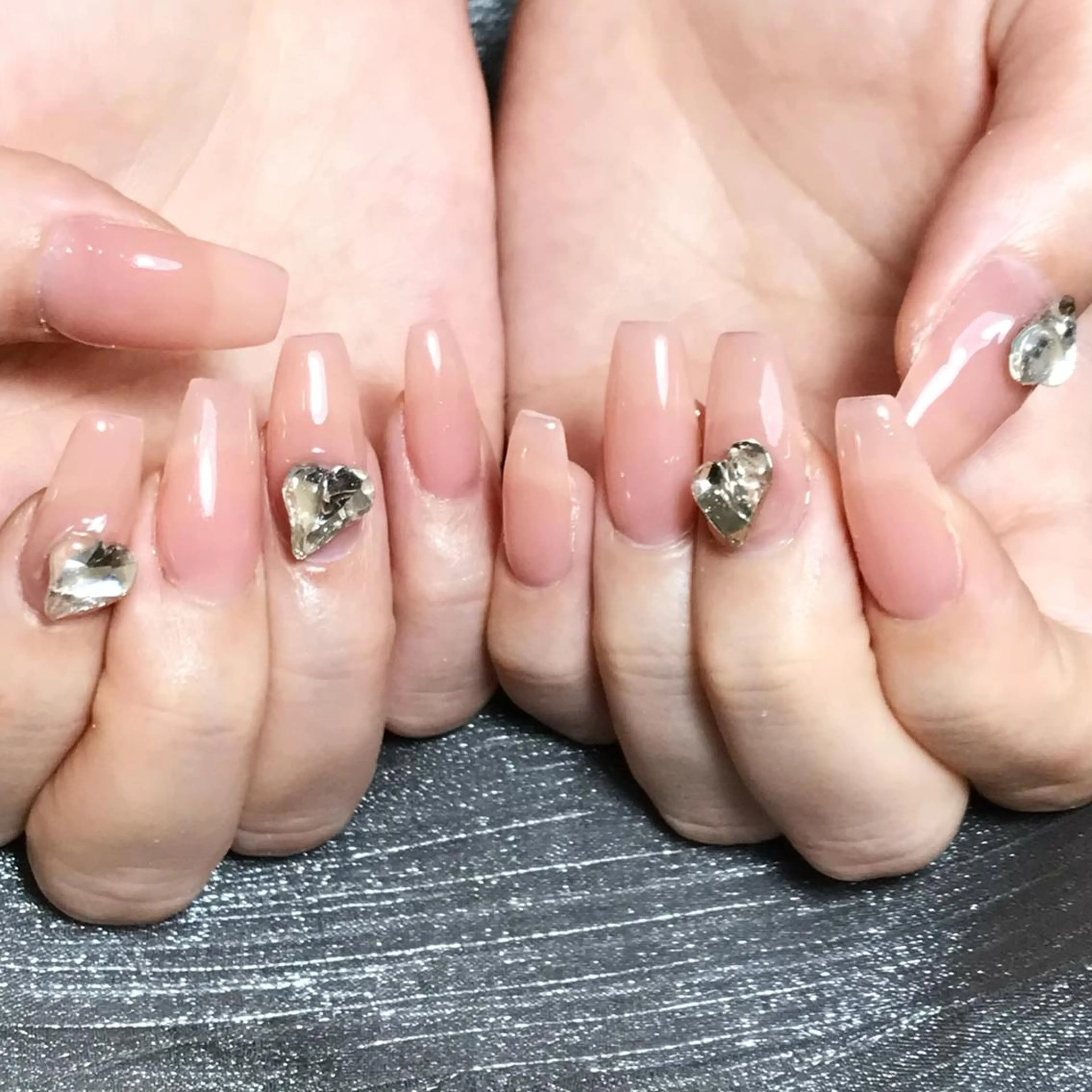 ネイル アートネイル オーロラネイル ガーリー キラキラネイル 韓国ネイル ハンドネイル Diamond NAIL✨のネイルデザイン