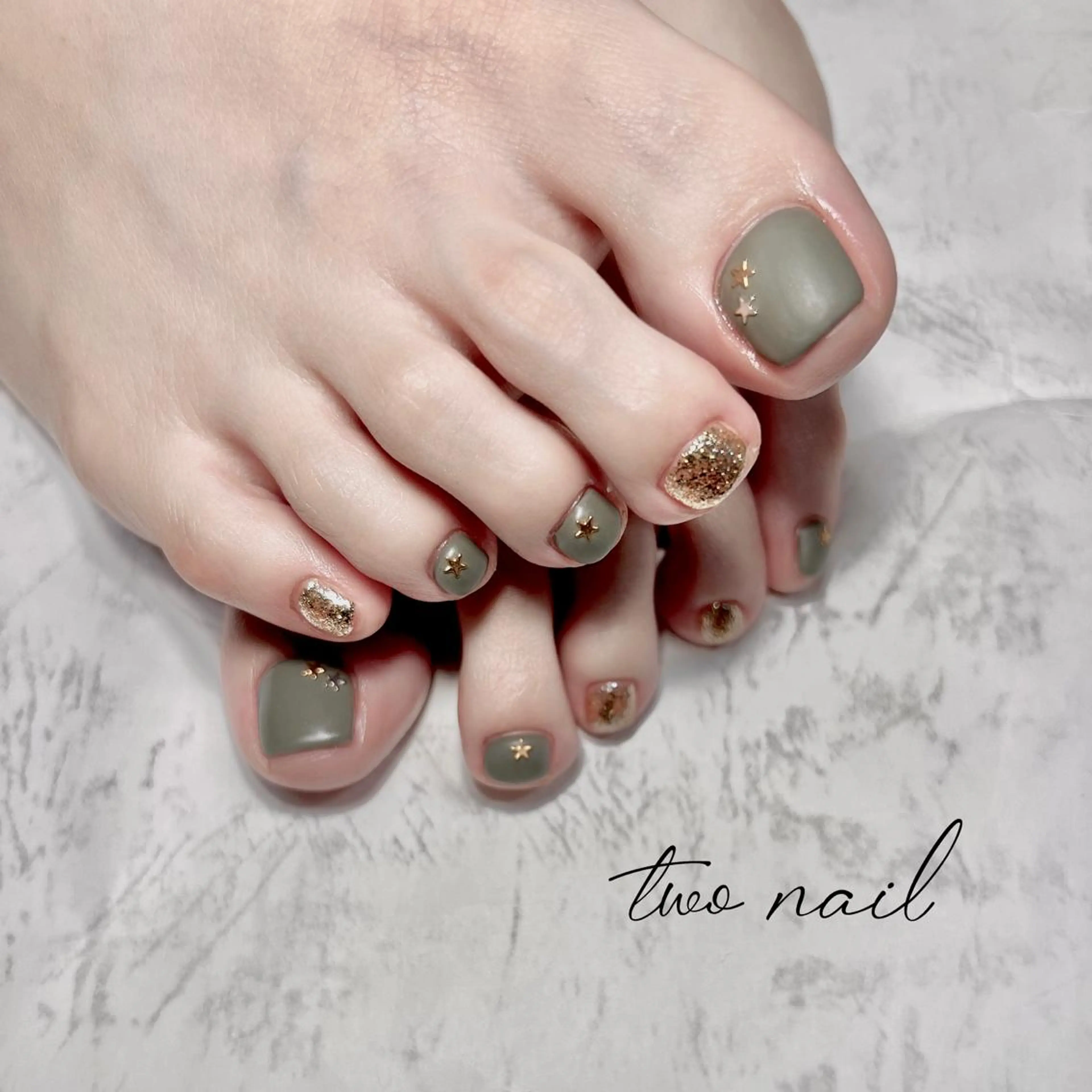 ネイル アートネイル フットネイル ハート ニュアンスネイル ホワイト フットネイル two nailのネイルデザイン