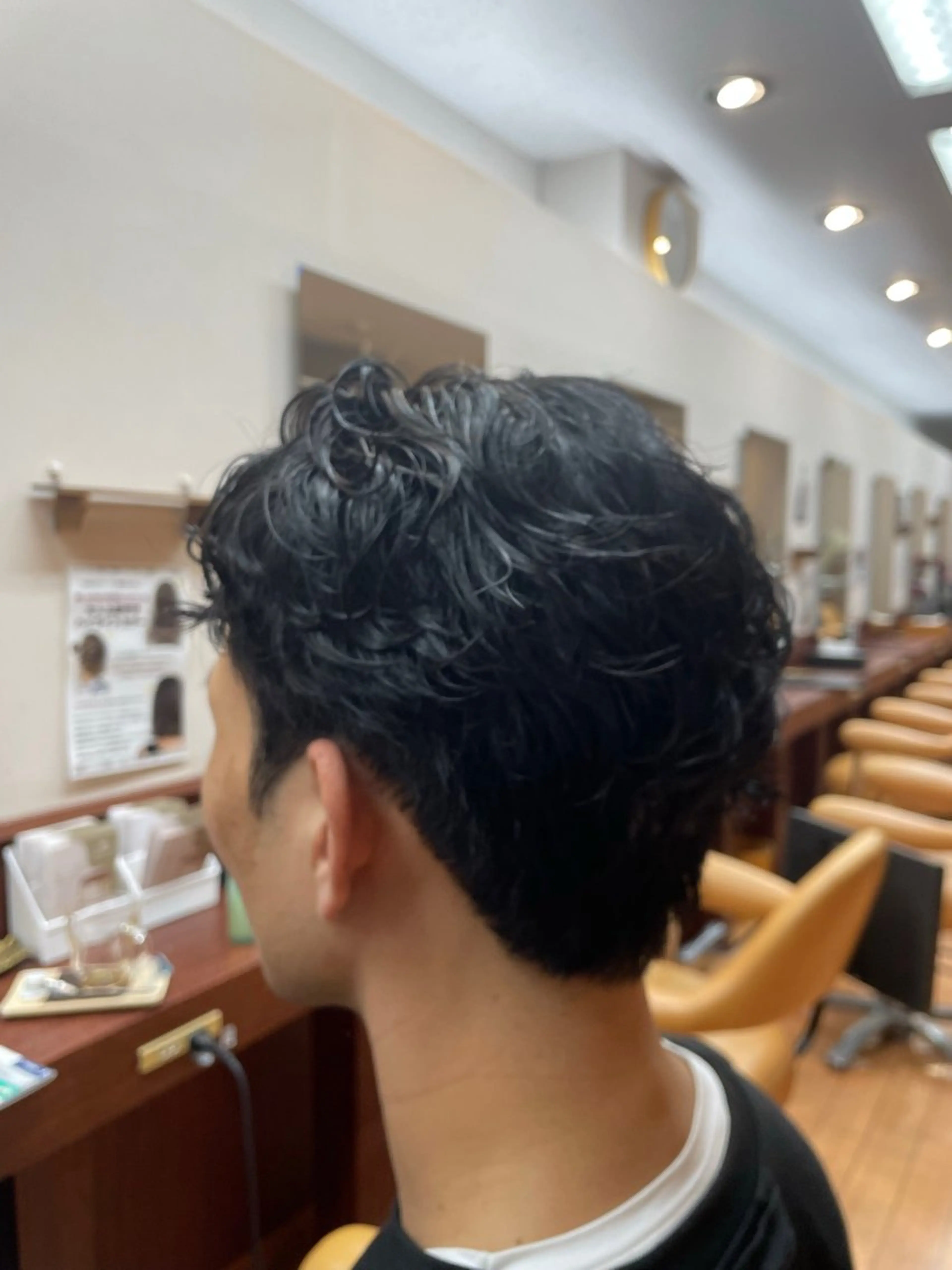 パーマ メンズ ルキ🌈ブリーチカラ ー&メンズパーマ🦄のヘアスタイル