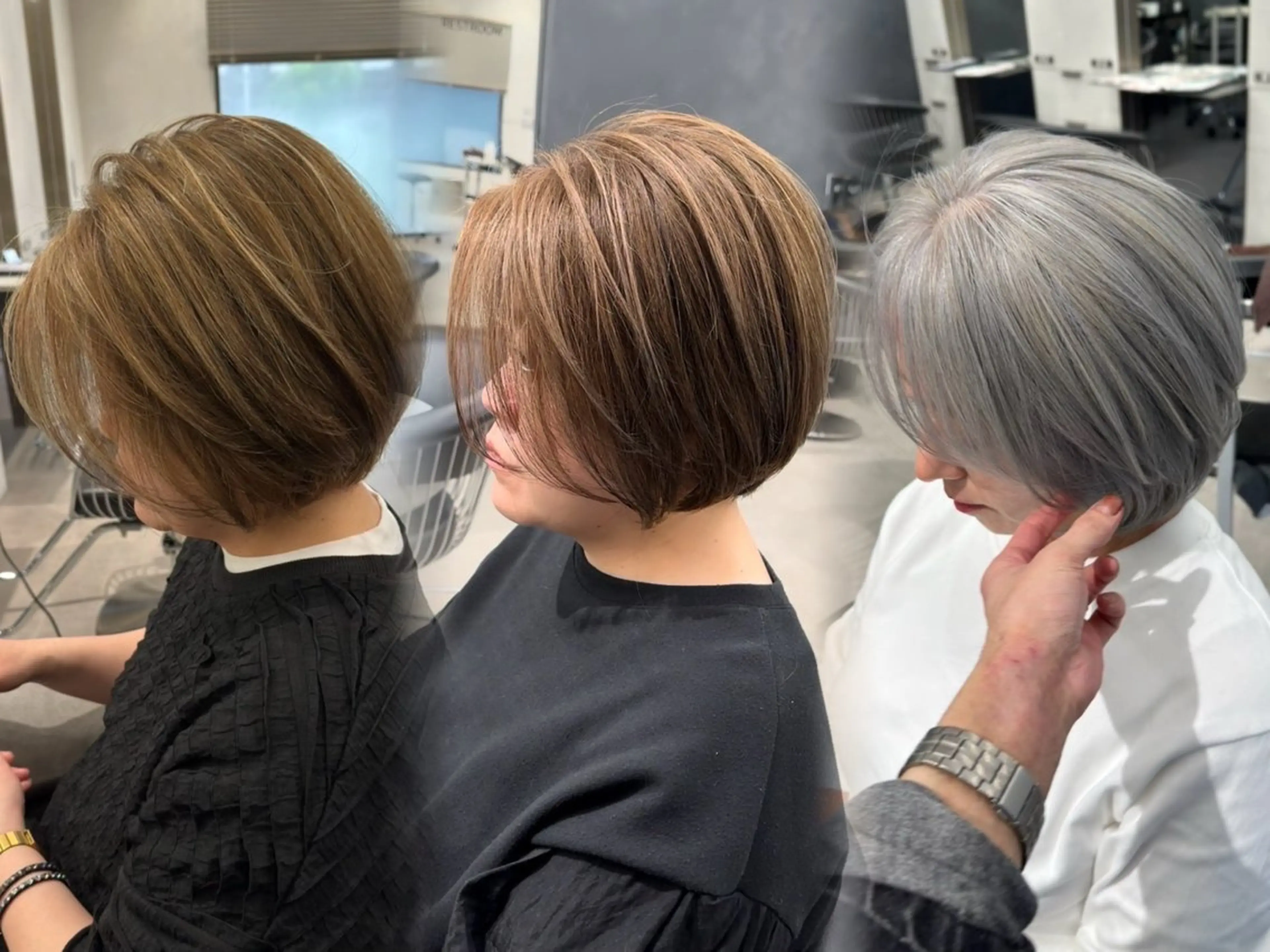 ショート カラー 上村 将人のヘアスタイル