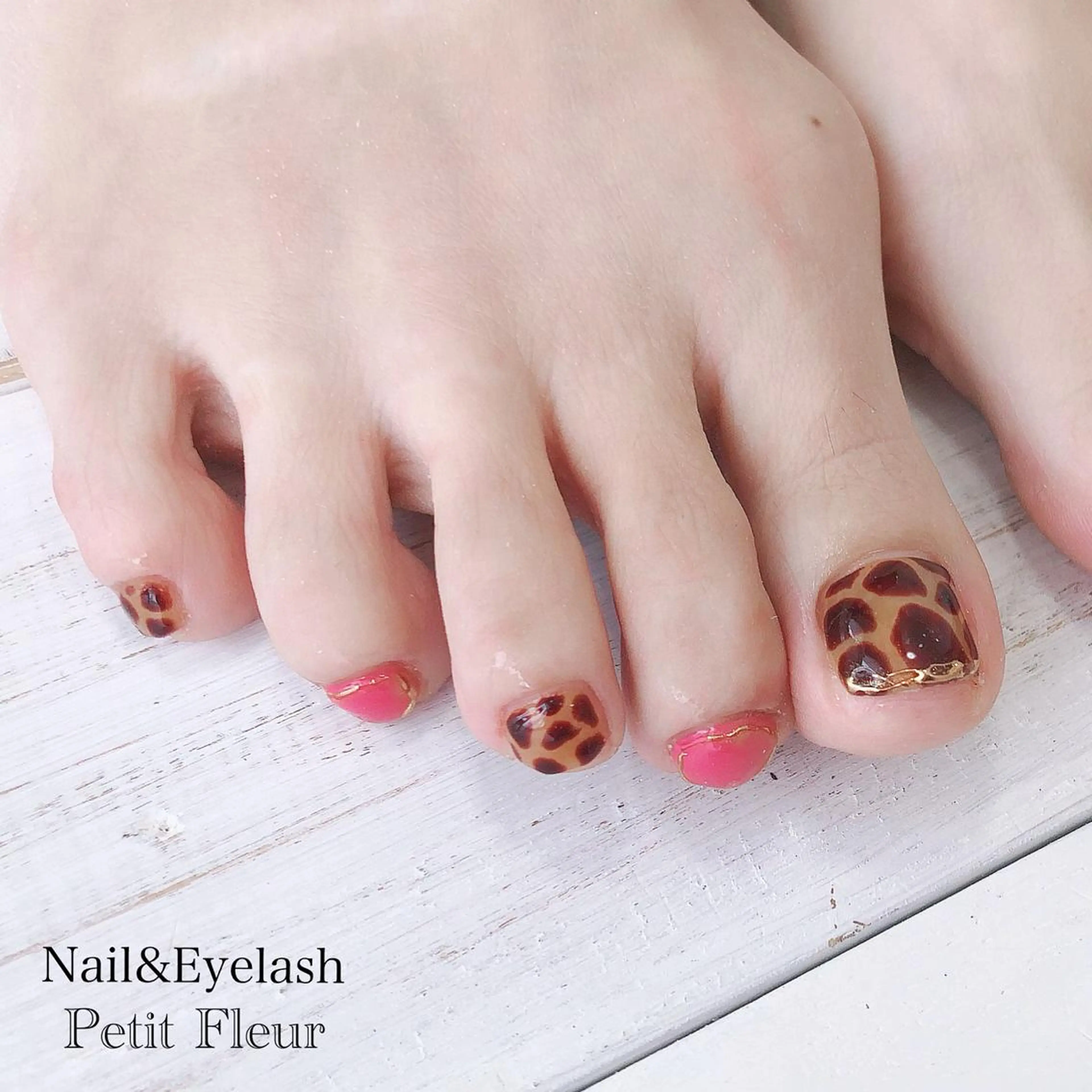 ネイル Petit Fleur所属・青柳 亜梨奈のマツエク・マツパデザイン