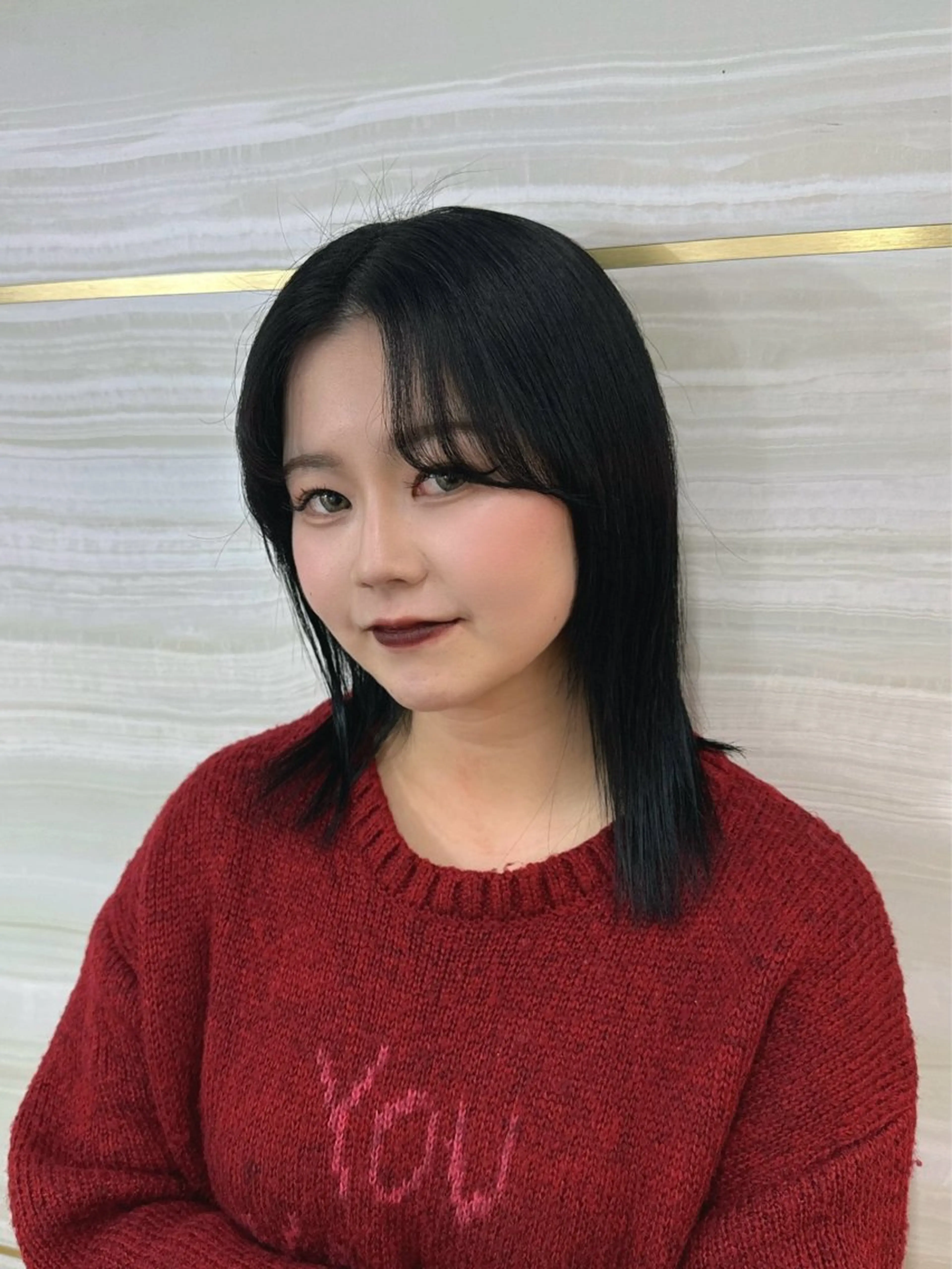 セミロング カラー ヘアカラー トリートメント 🩶mana🩶艶髪 /カラーオンカラーのヘアスタイル