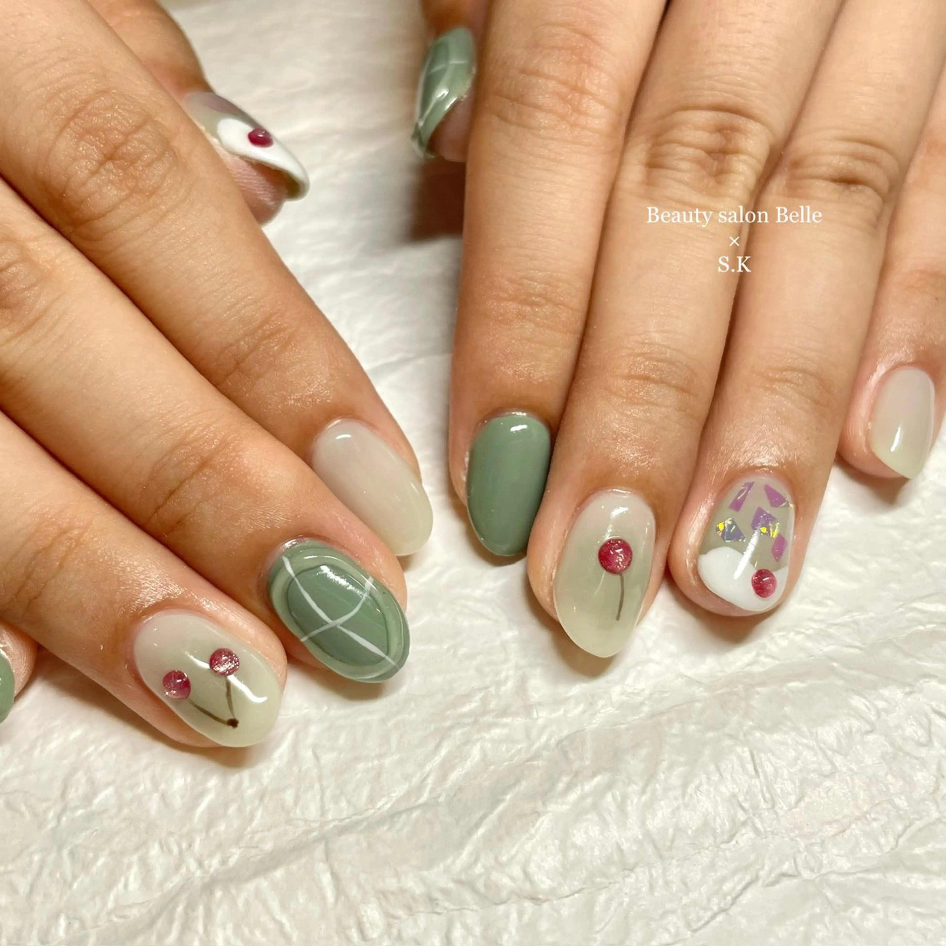 ミディアム ネイル 持ち込み ラヴィアンローズ所属・S. kurumiのネイルデザイン