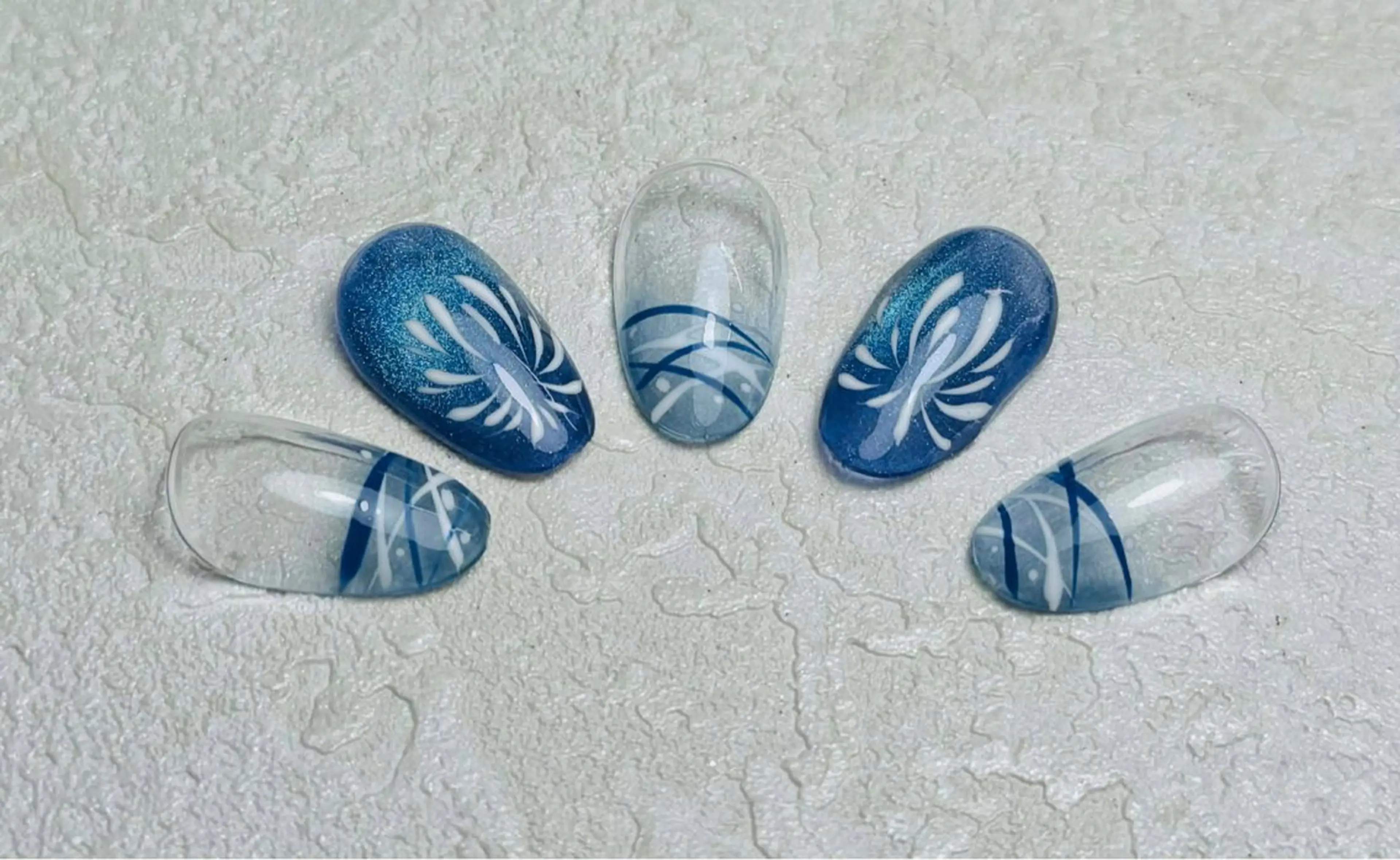 ネイル 長さ出し フットネイル フレンチネイル ジェルネイル ガラスフレンチ ハンドネイル 中野駅から2分 MEO NAILのネイルデザイン