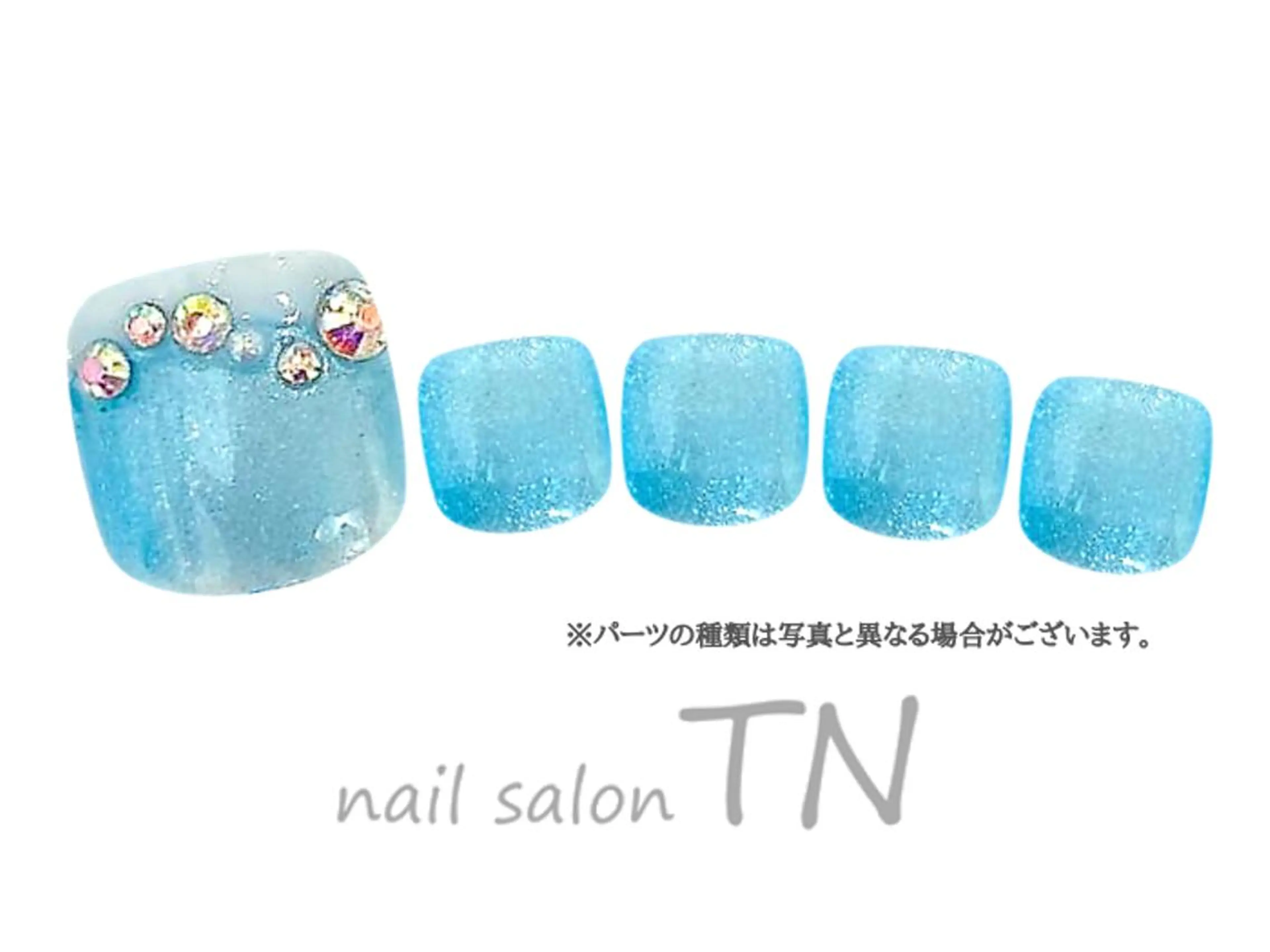 ミディアム フットネイル 矢川 まどかのネイルデザイン