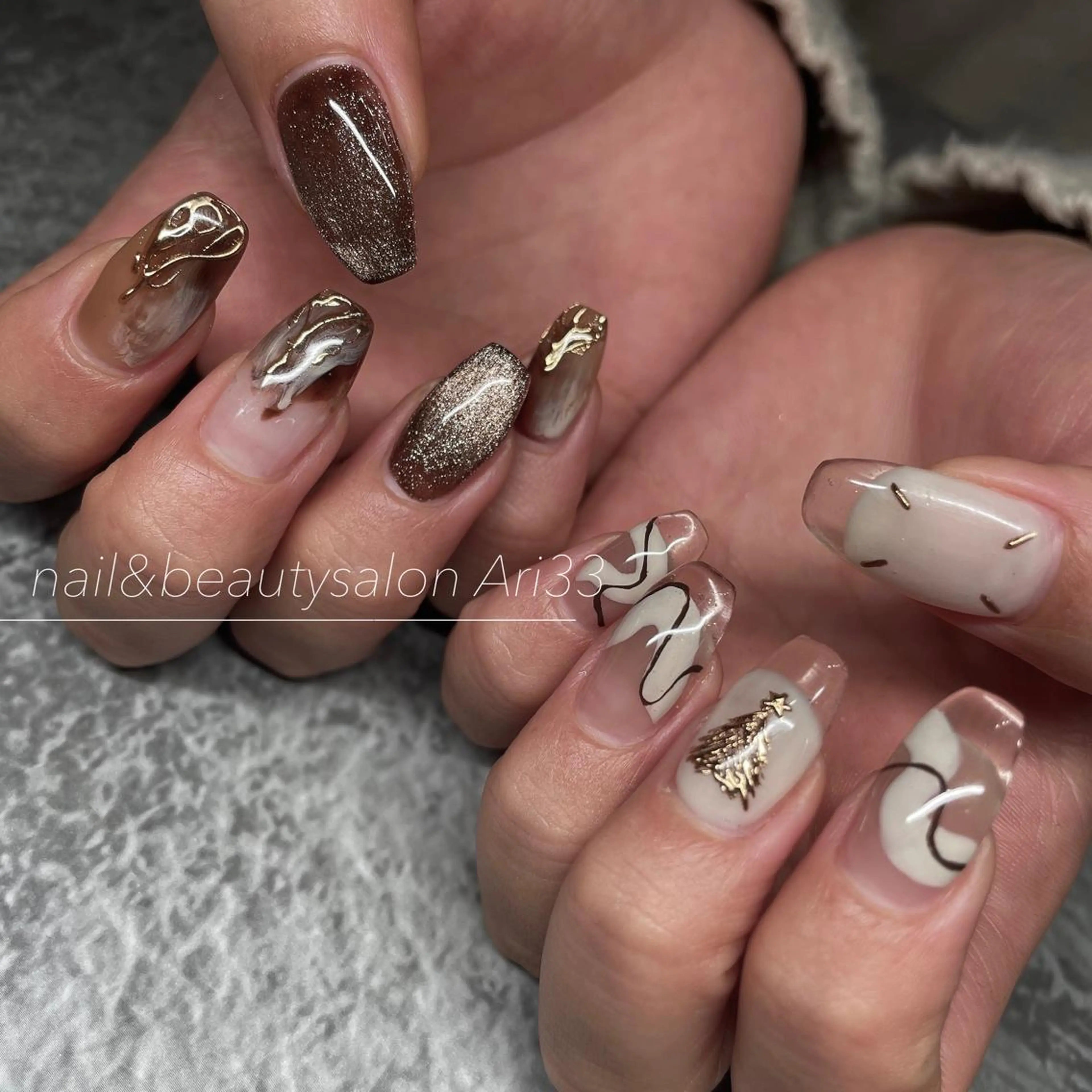 ネイル クリアネイル フレンチネイル マグネットネイル ニュアンスネイル ハンドネイル プライベートサロン Ari33nailのネイルデザイン