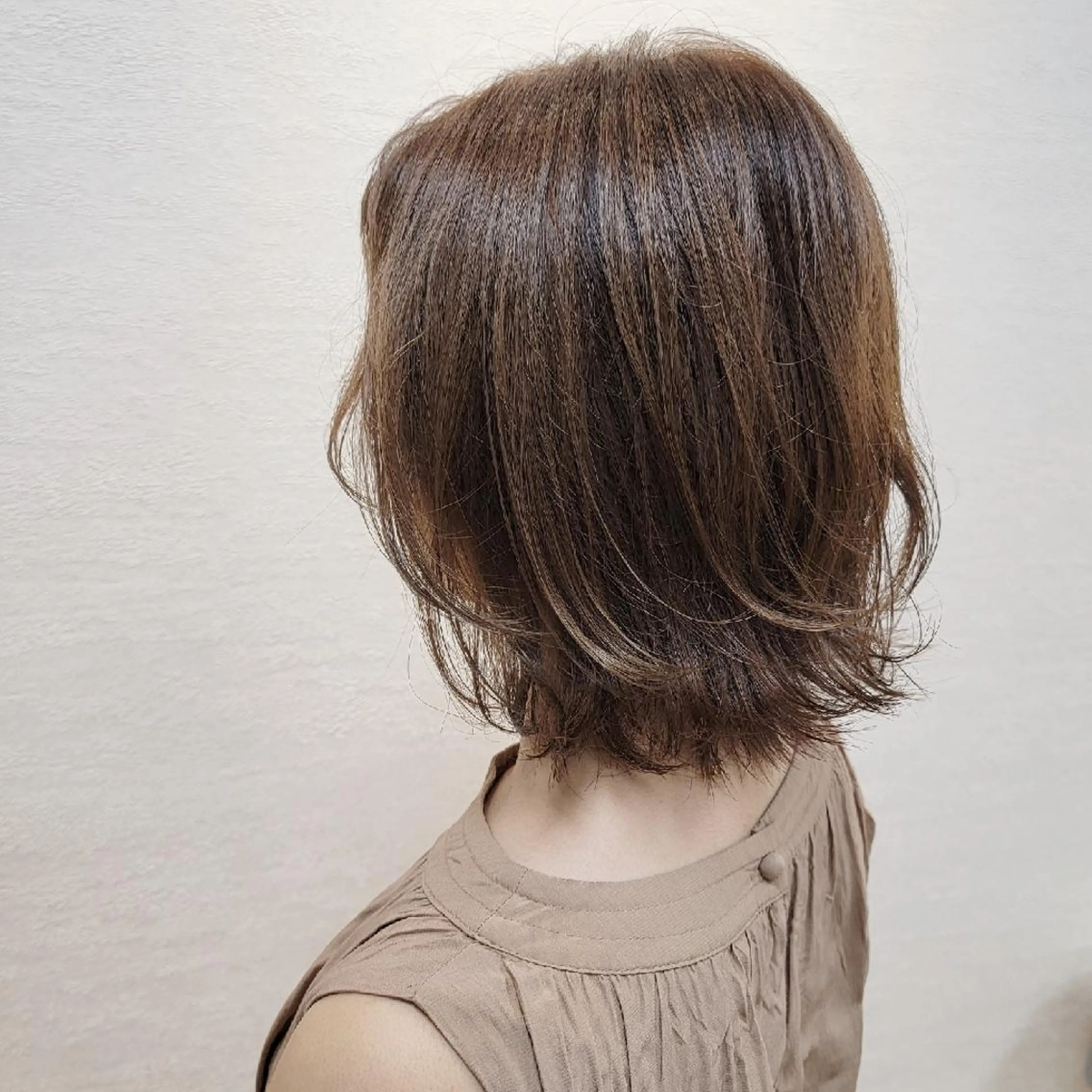 ミディアム 浜田りほ Luxbe 博多バスターミナルのヘアスタイル