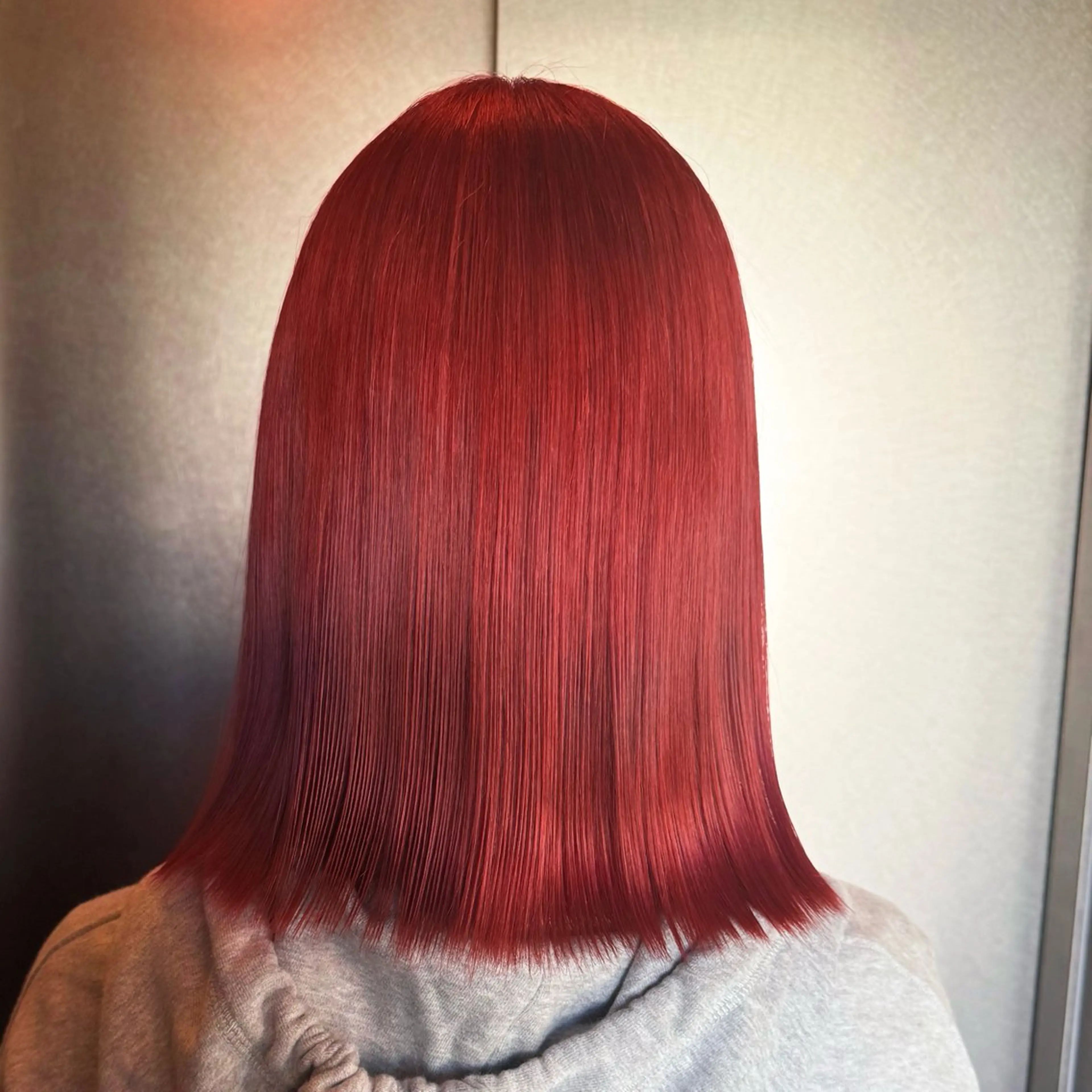 セミロング カラー レッドカラー カット ヘアカラー トリートメント 透明感/血色カラー/ 似合せレイヤー/ゆいのヘアスタイル