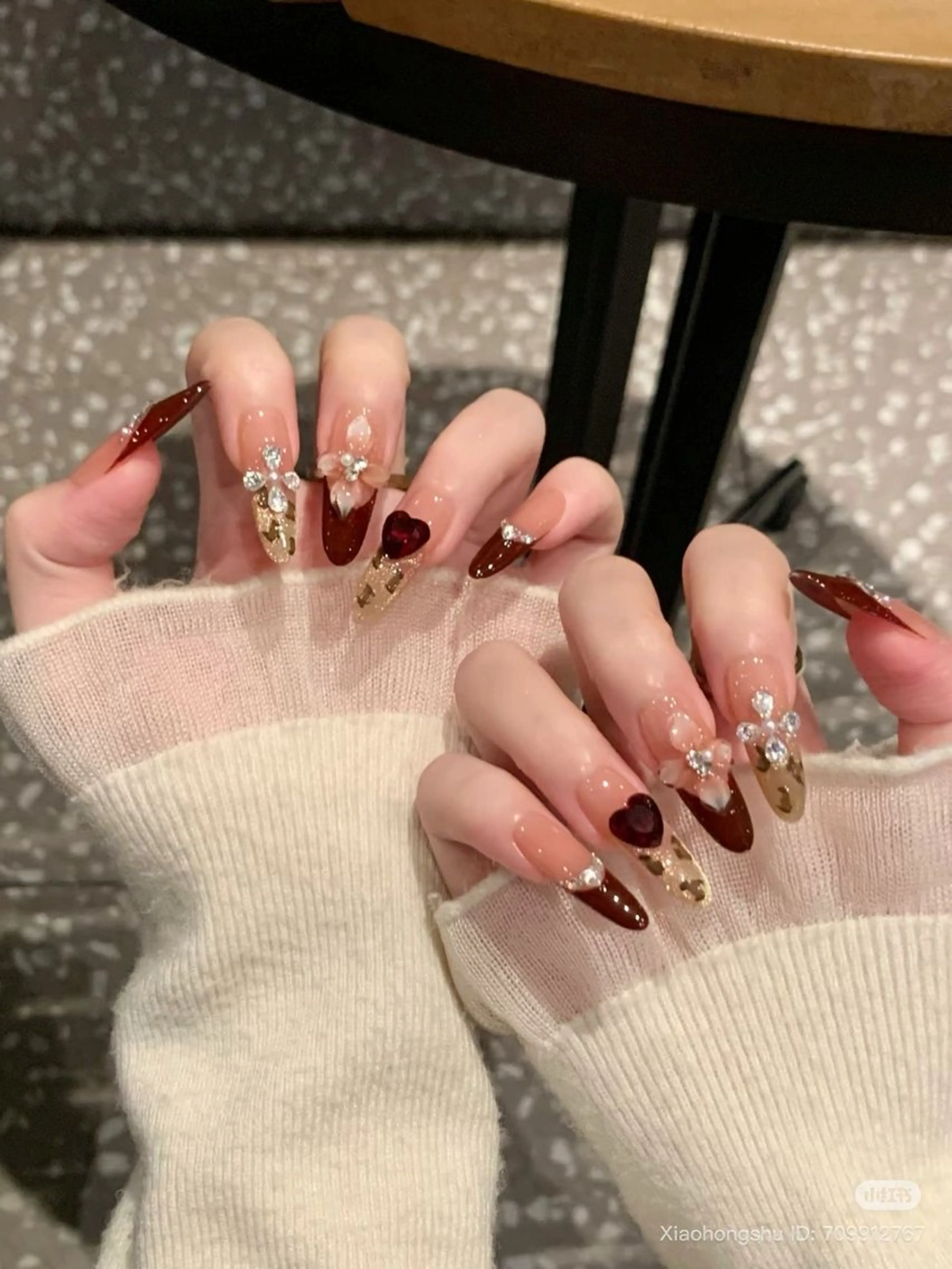 ネイル ハンドネイル ハンドケア Panda chan Novaのネイルデザイン