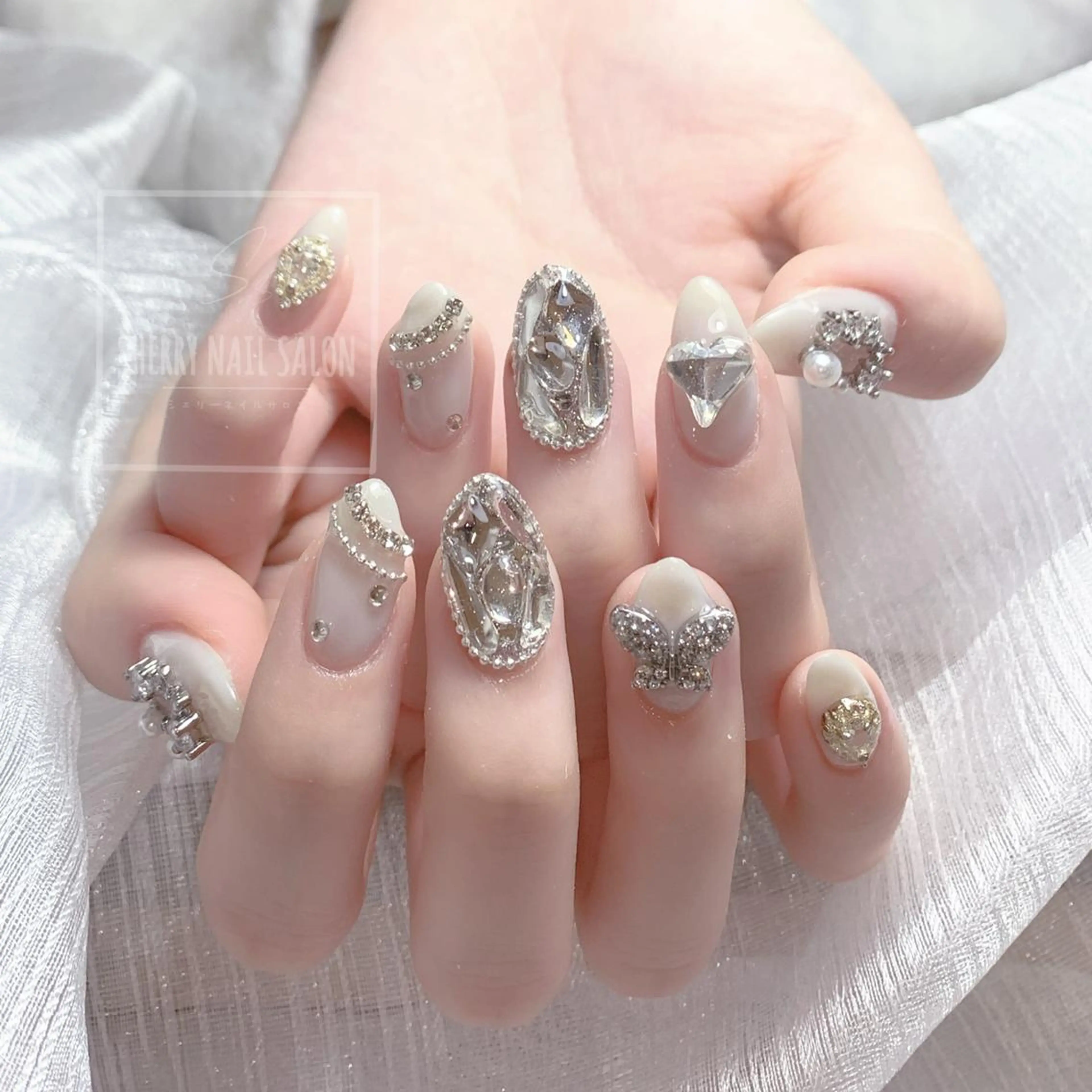 ネイル moe自宅ネイルサロン所属・萌 自宅ネイルサロンのネイルデザイン