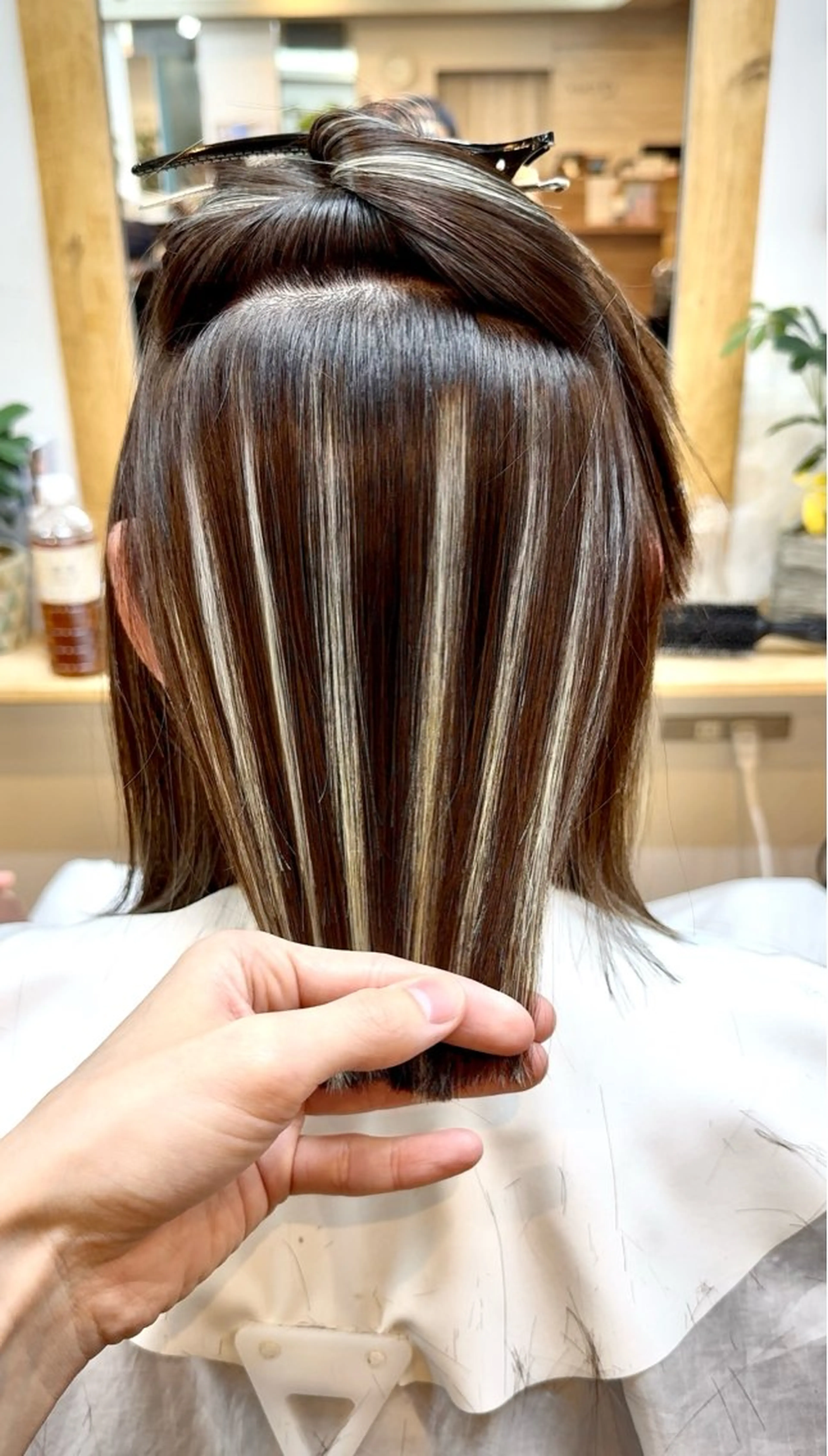 ミディアム ハイライト トリートメント ヘアカラー トリートメント Cure2所属・🌈白いハイライト 🌈 🐶ノザワ🐶のヘアスタイル