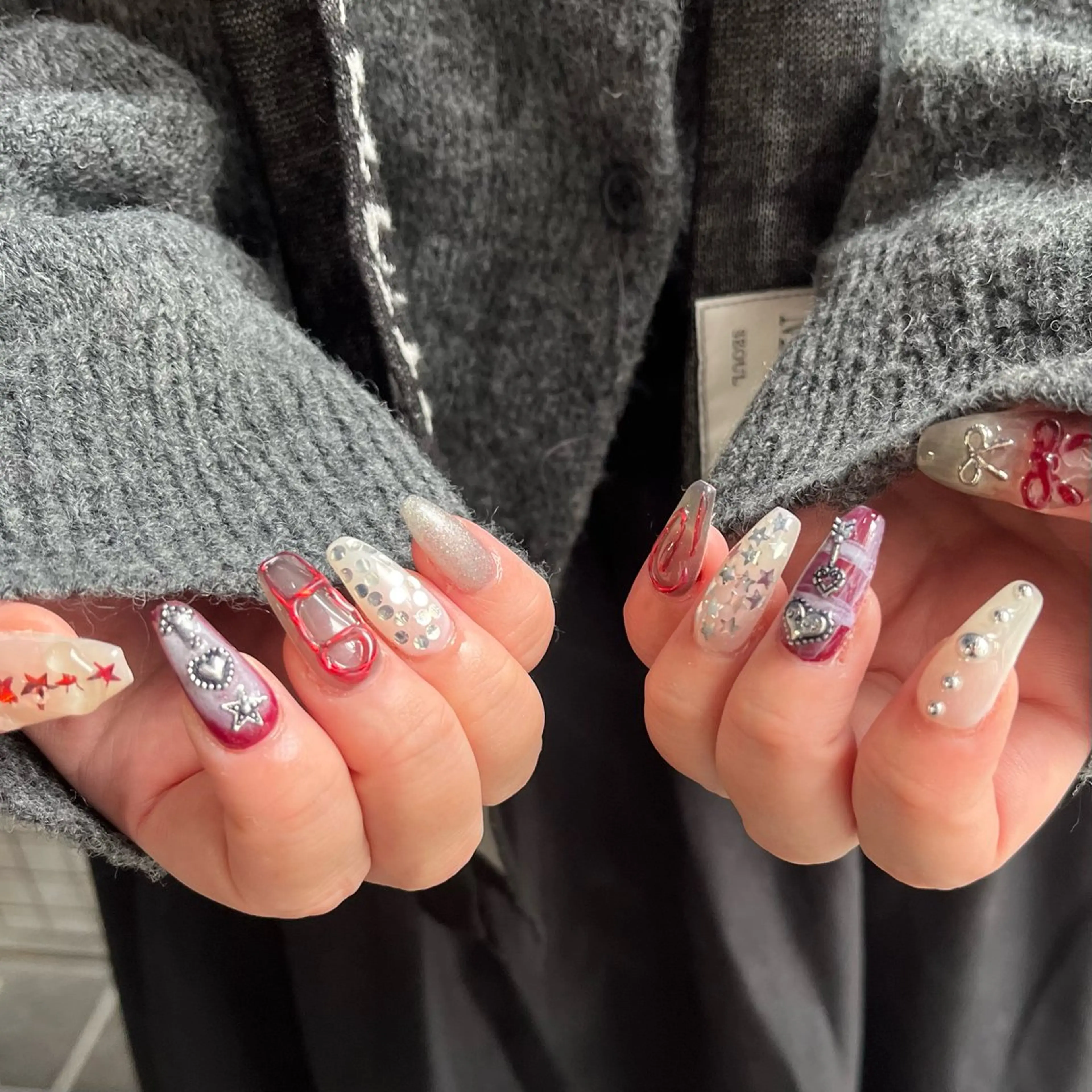 ネイル ハンドネイル フットネイル 小川 柚香のネイルデザイン