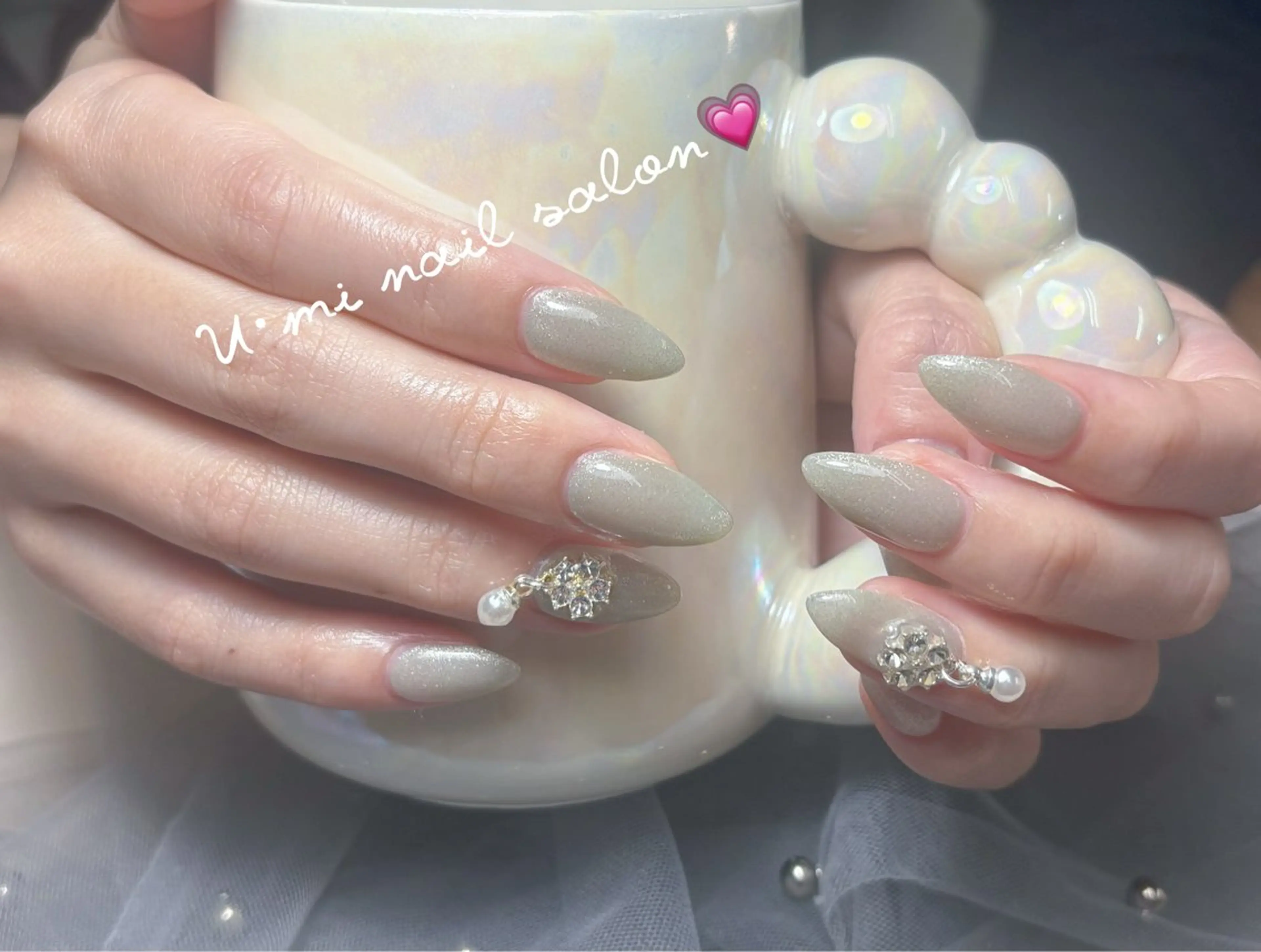 ネイル マグネットネイル ハンドネイル U·Mi nail salon所属・U·Mi 上野御徒町容のネイルデザイン
