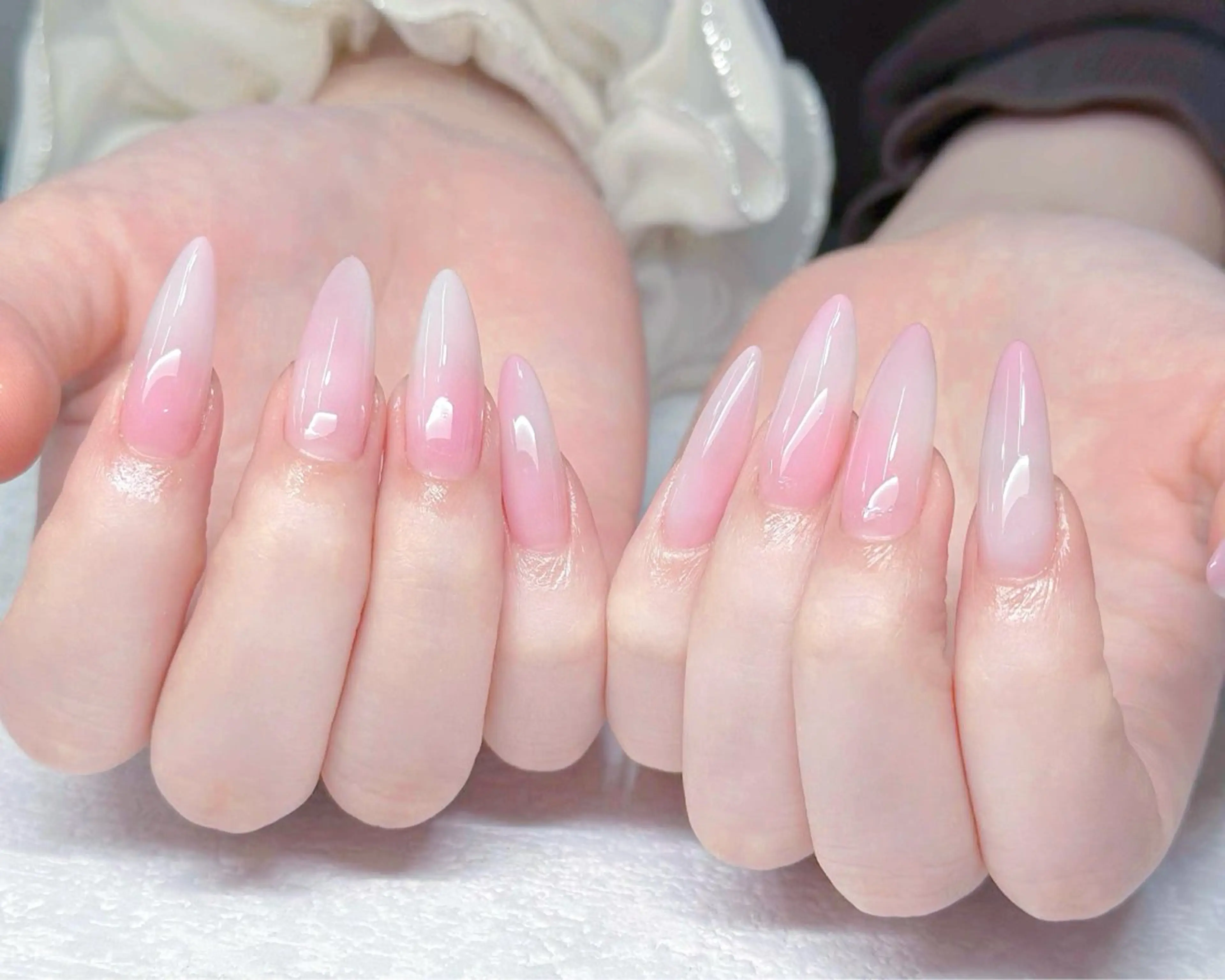 ネイル フレンチネイル マグネットネイル シンプルネイル ネイルチップ ハンドネイル Mochi 168のネイルデザイン