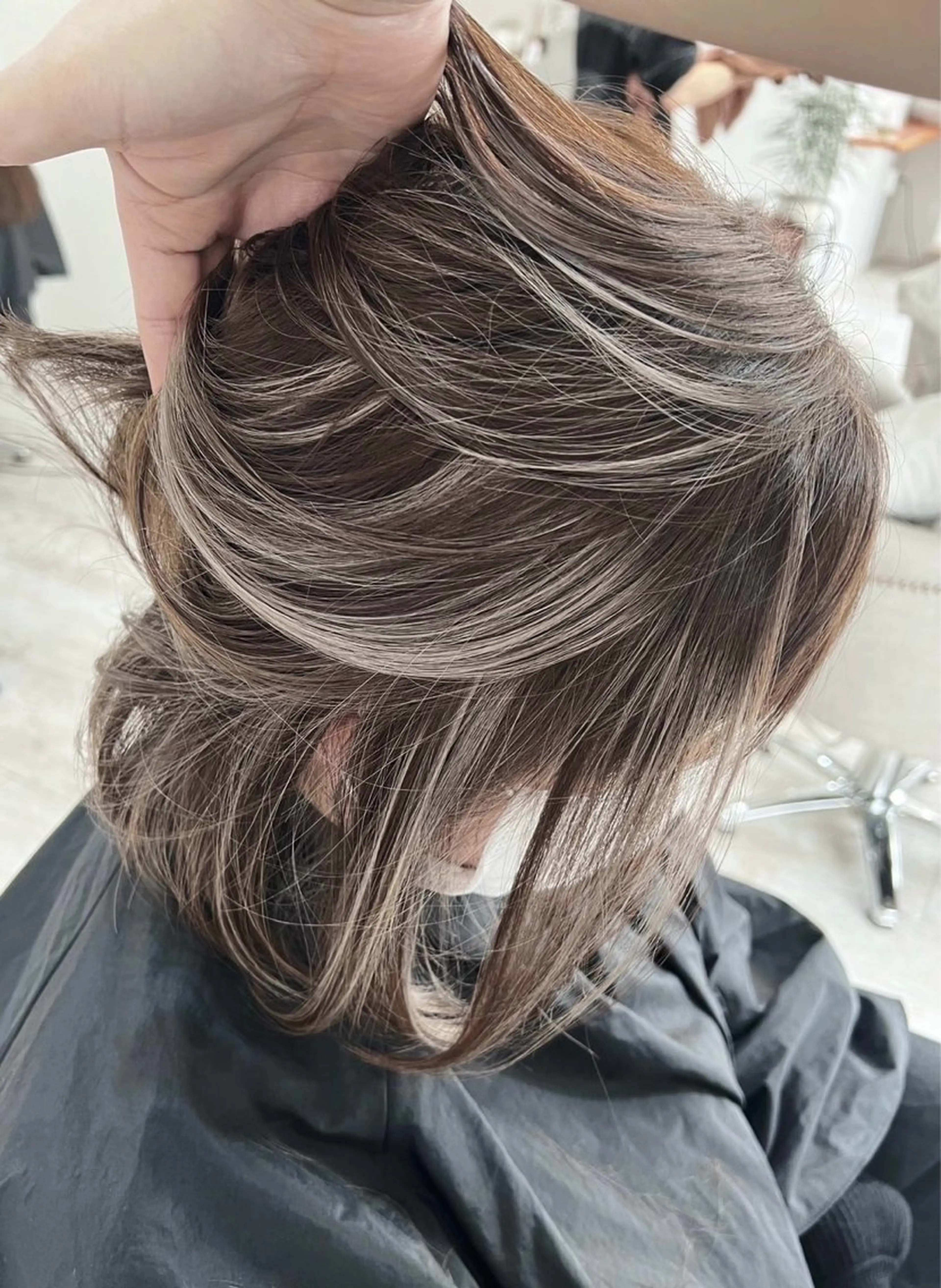 ショート カラー グレージュ ハイライトカラー ハイライト カット ヘアカラー トリートメント ROBIN所属・指名数No.1 /NAOYAのヘアスタイル