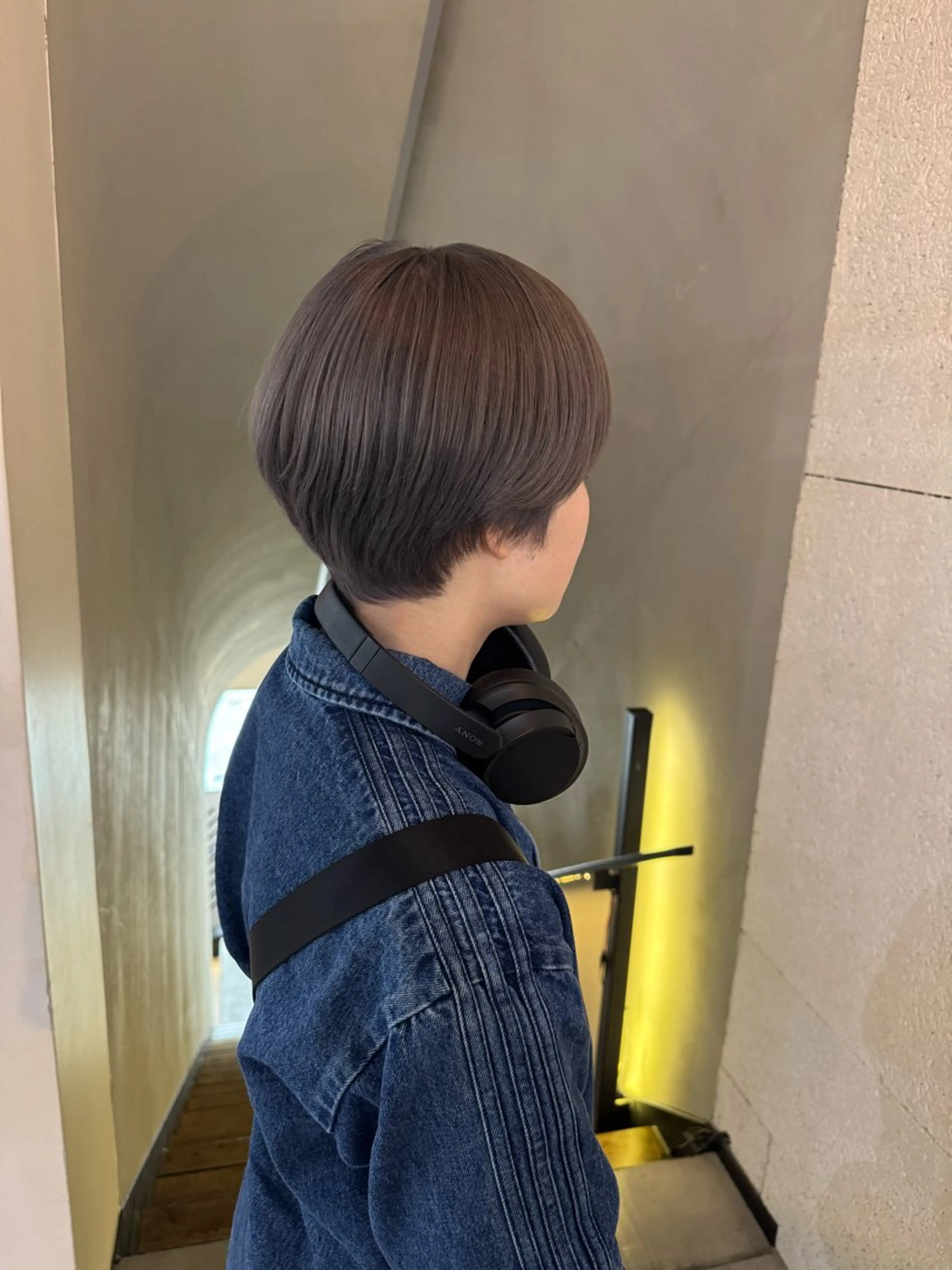 ショート ヘアカラー SEAM所属・詩音 ／札幌美容師のヘアスタイル