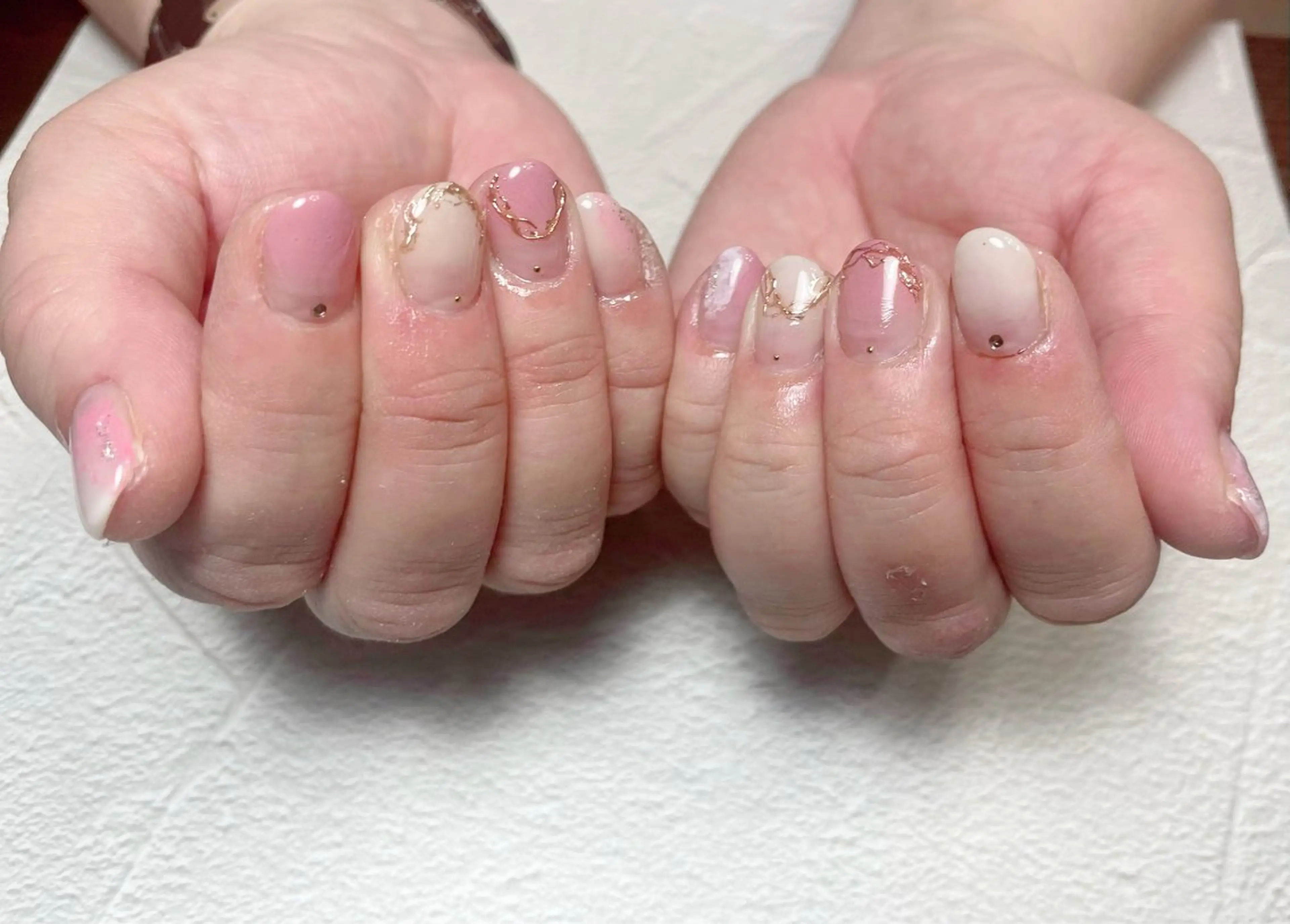 ネイル グラデーション ミラーネイル ニュアンスネイル ハンドネイル BLANCEnail所属・BLANCnail yuuのネイルデザイン
