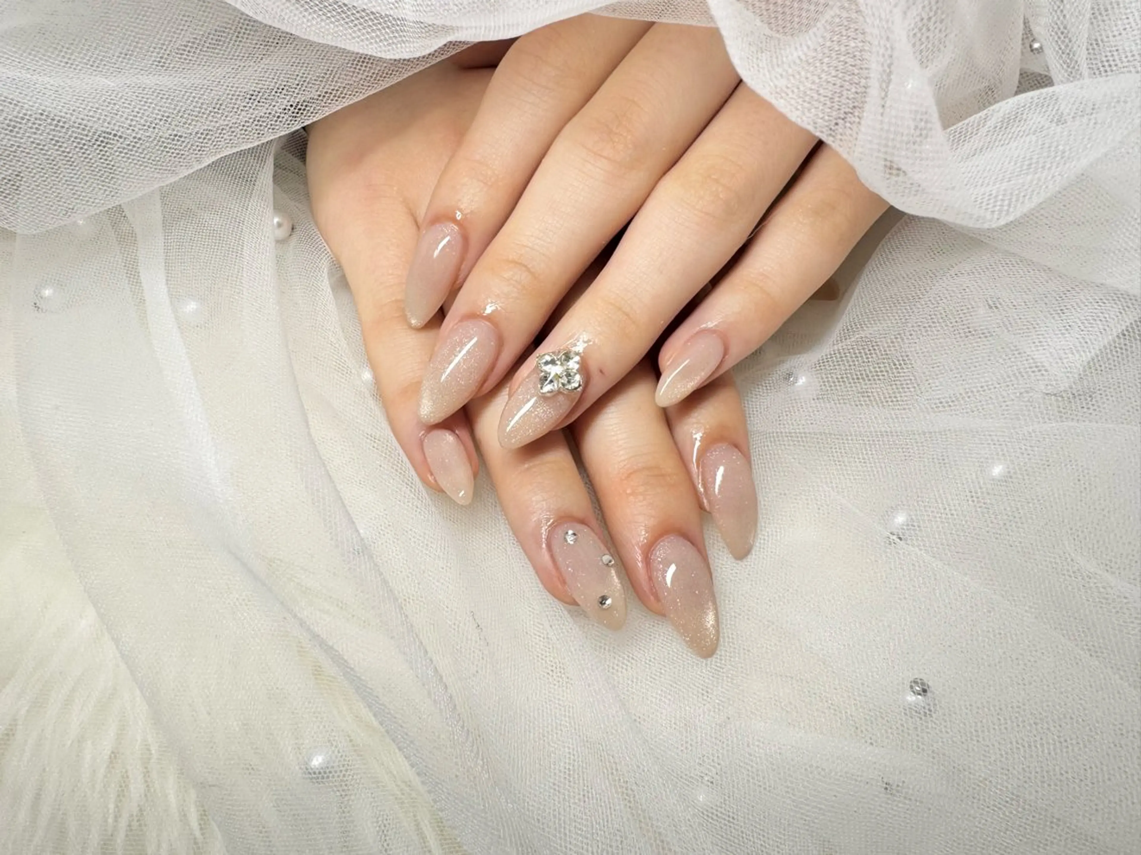 〈オフあり〉チップ長さだし10本💖マグネットワンカラー✨️『ミニモ限定🉐大きいパーツ1つ無料💞』の写真