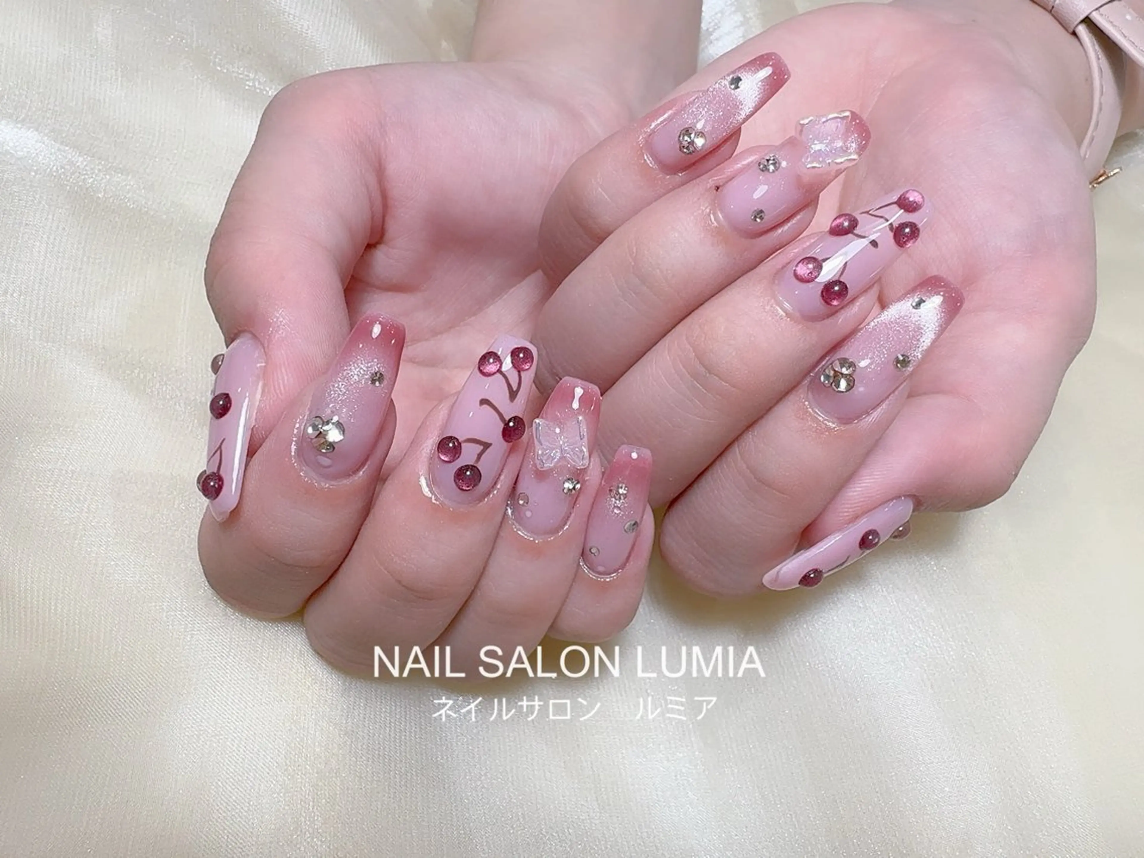 ネイル ハンドネイル ネイルサロン ルミア Lumia 店長のネイルデザイン