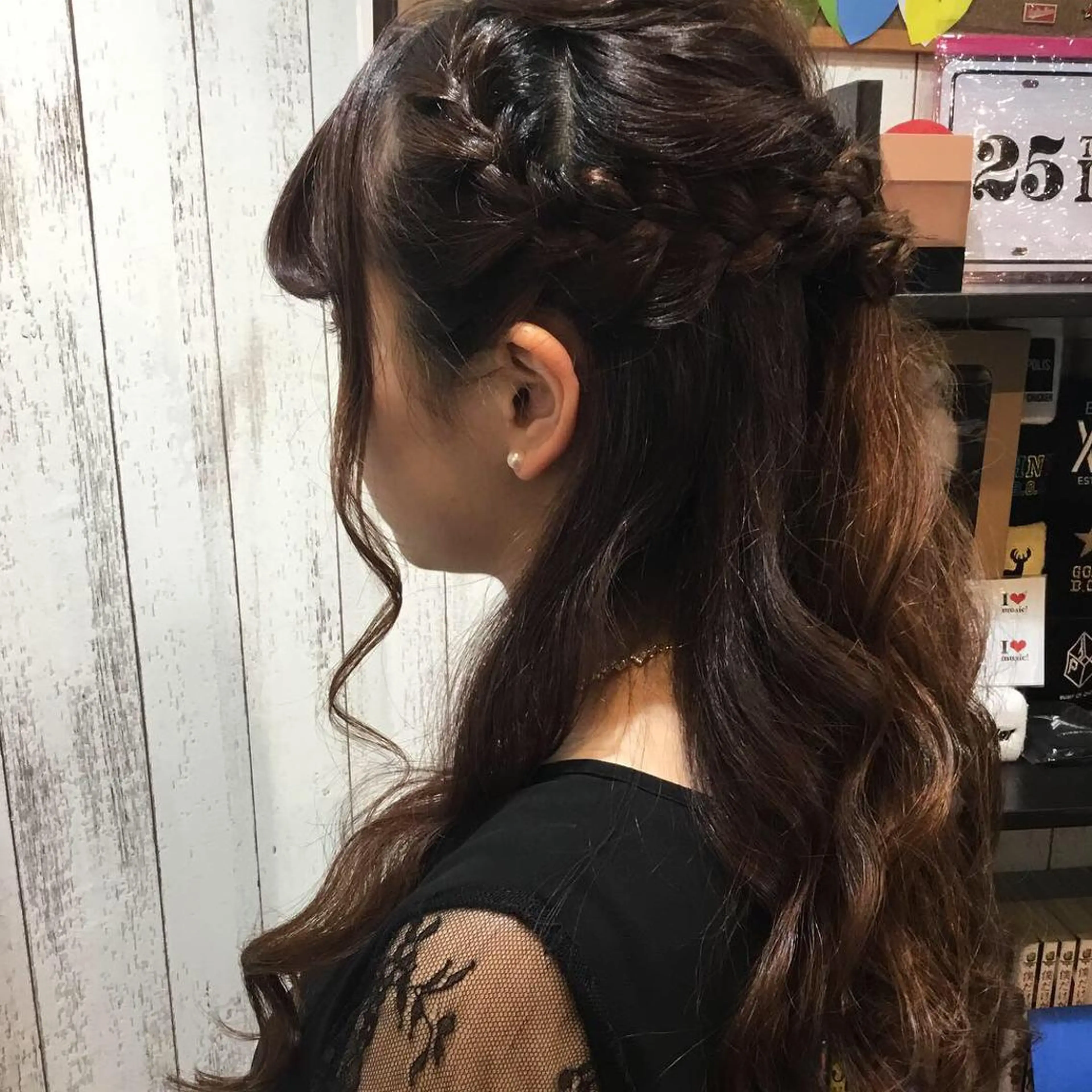 ロング ヘアアレンジ embrace エンブレイスのヘアスタイル