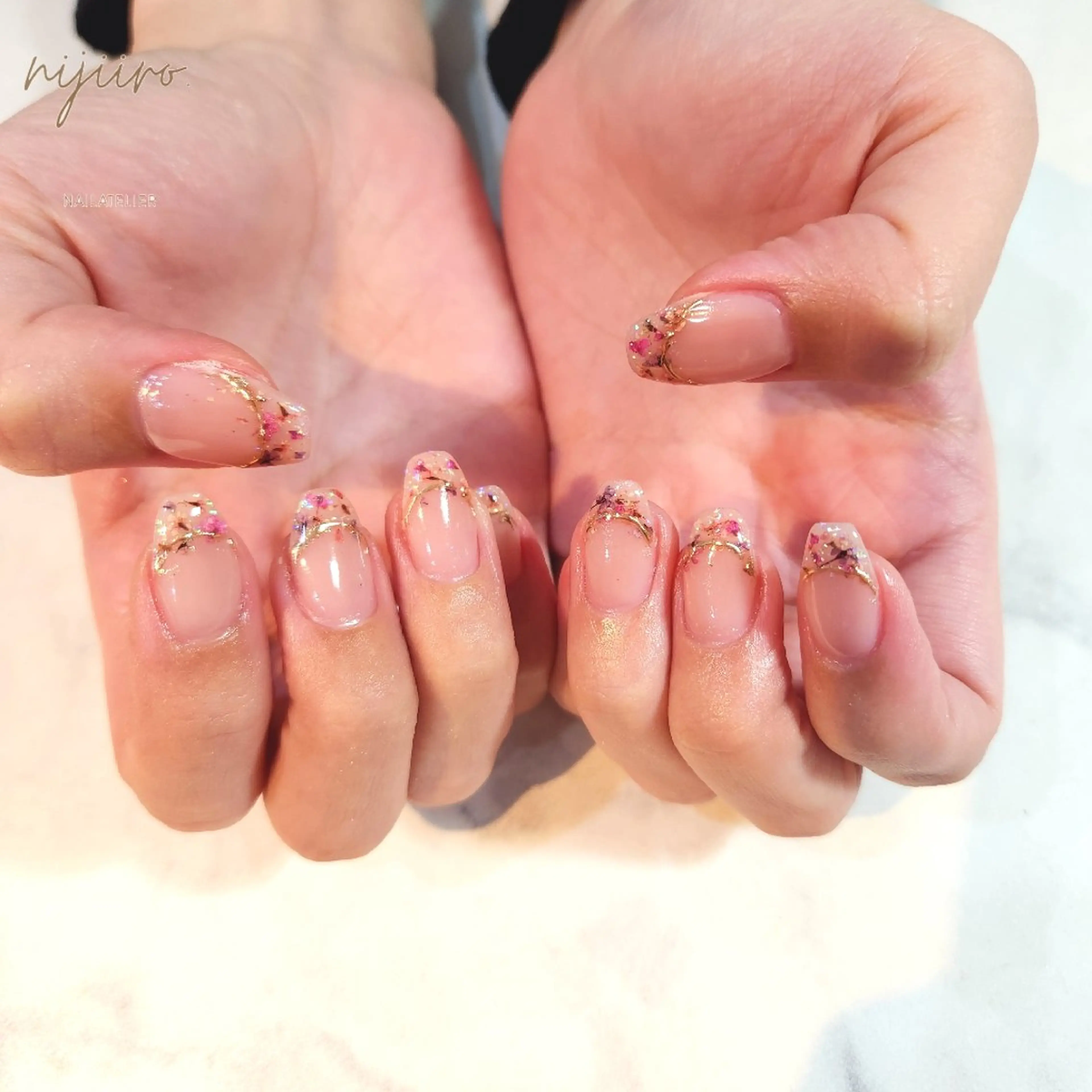 ネイル nailatelier nijiiro.所属・nijiiro🌈 サトウのネイルデザイン