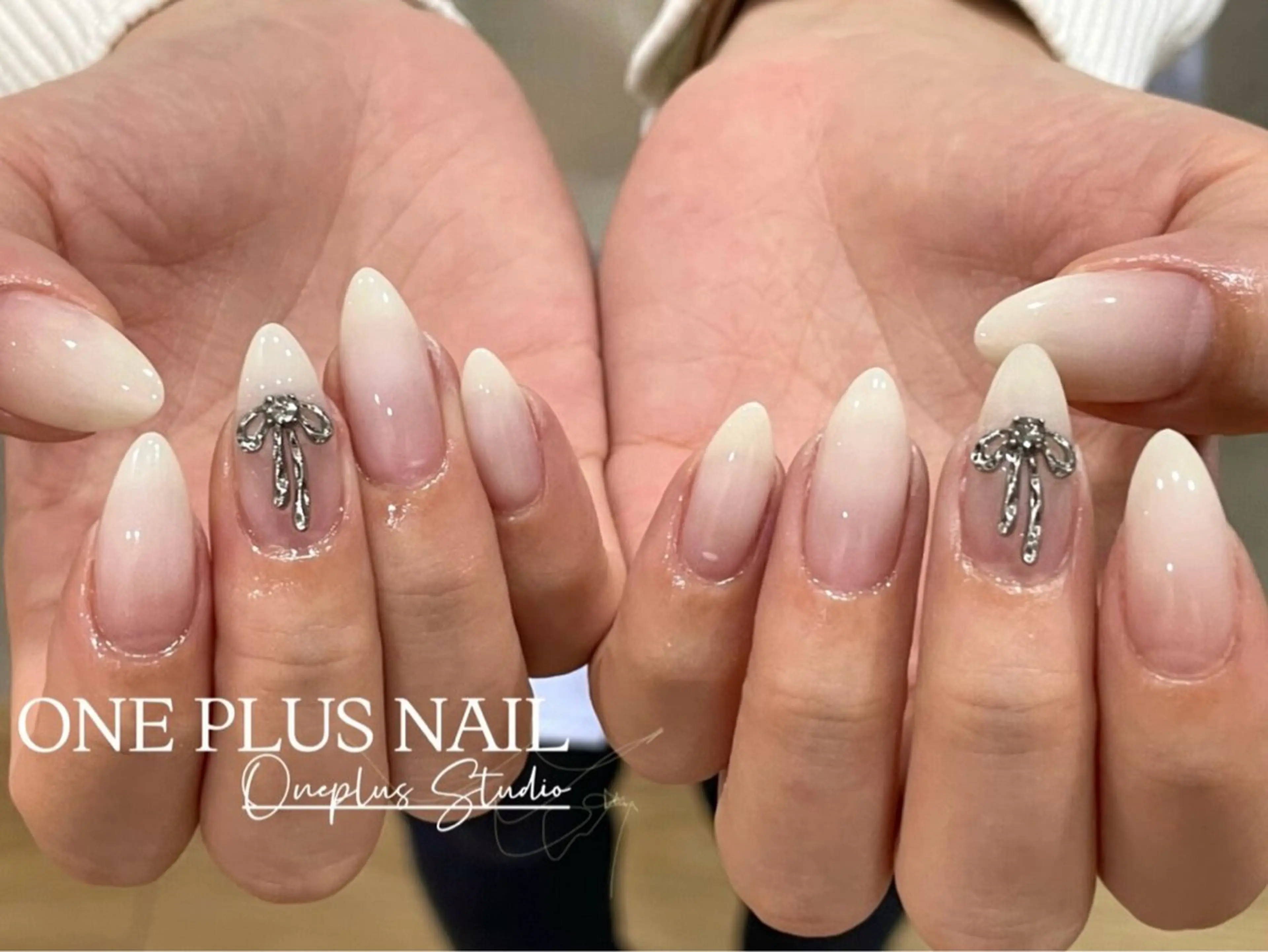 [hand]ベイビーブーマーor チークネイル💕特殊パーツ2個付きの写真