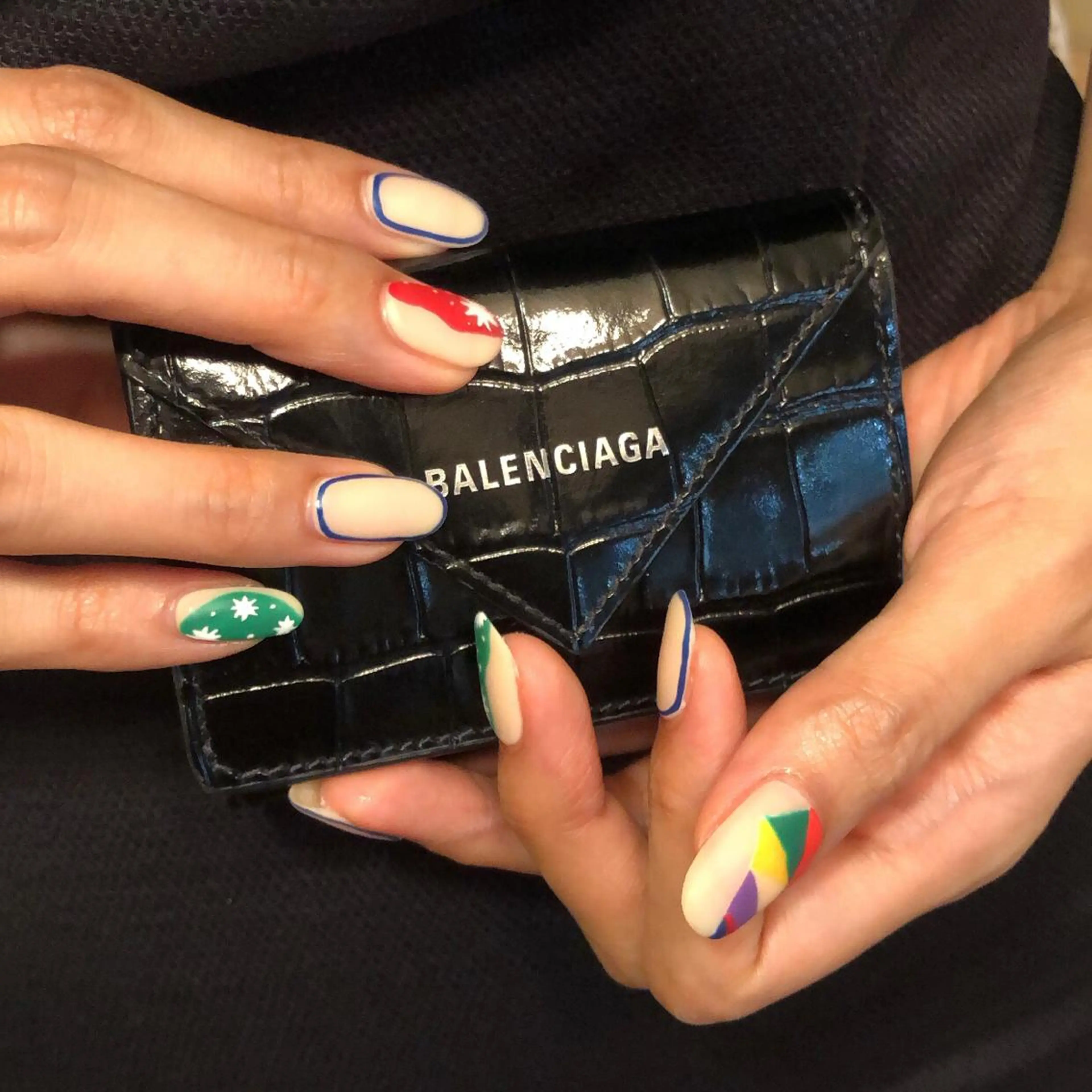 ネイル ハンドネイル フットネイル ハンドケア Nes.Nail所属・Miyagi Asamiのネイルデザイン