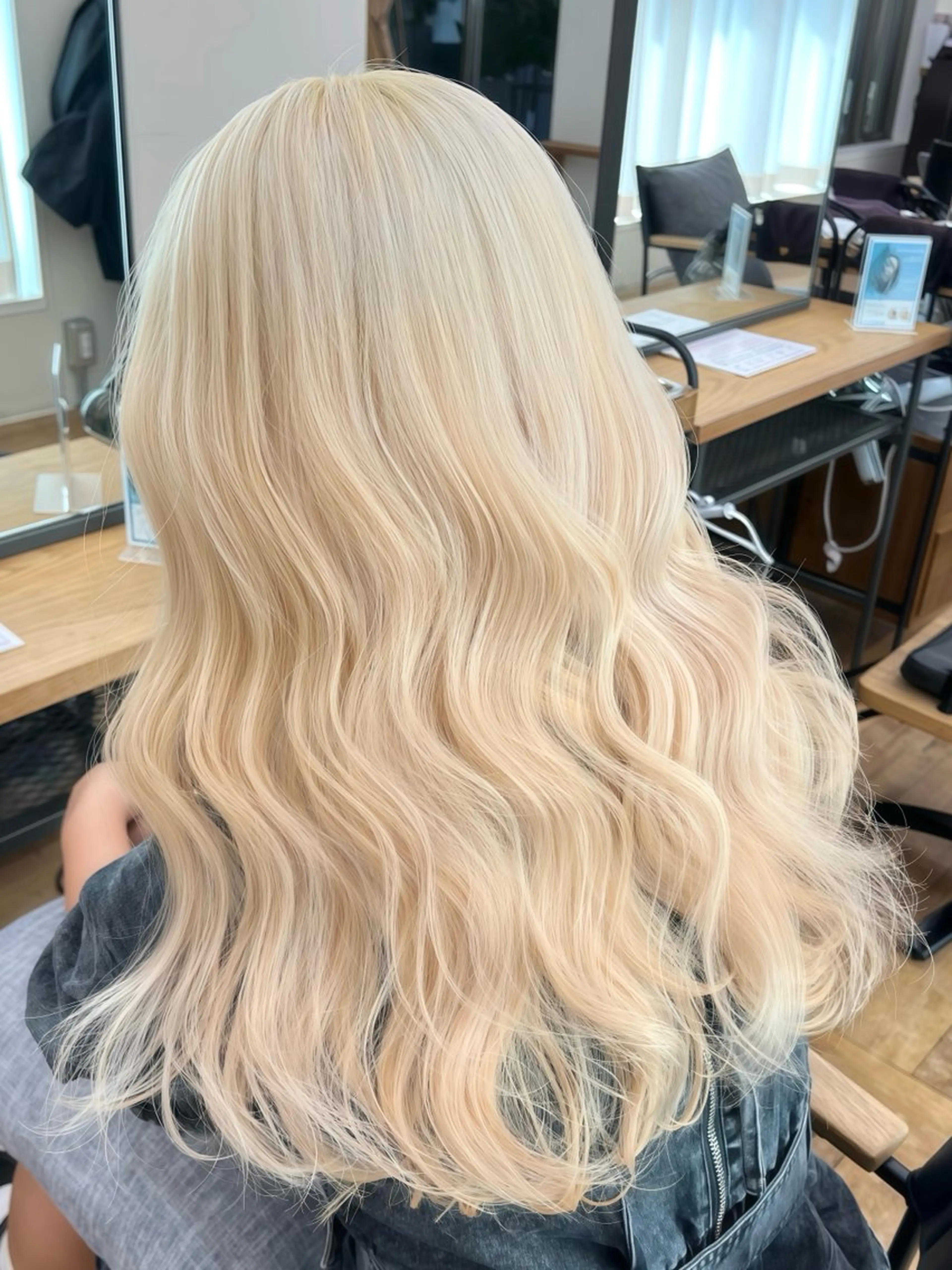 ロング カラー カット ヘアカラー トリートメント belle   表参道　terrace所属・抜きっぱなしブロンド /ハイトーン/カナタのヘアスタイル