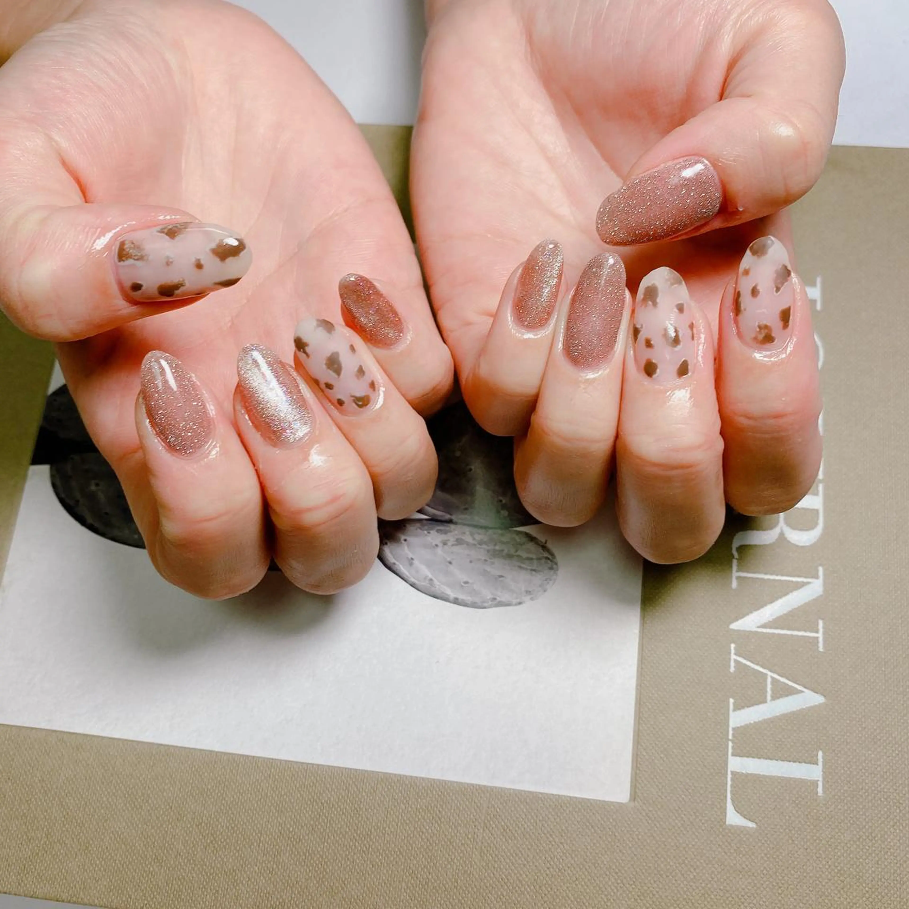 ミディアム ネイル フラッシュネイル マグネットネイル ピンク 足立区竹ノ塚 BestGlossのネイルデザイン