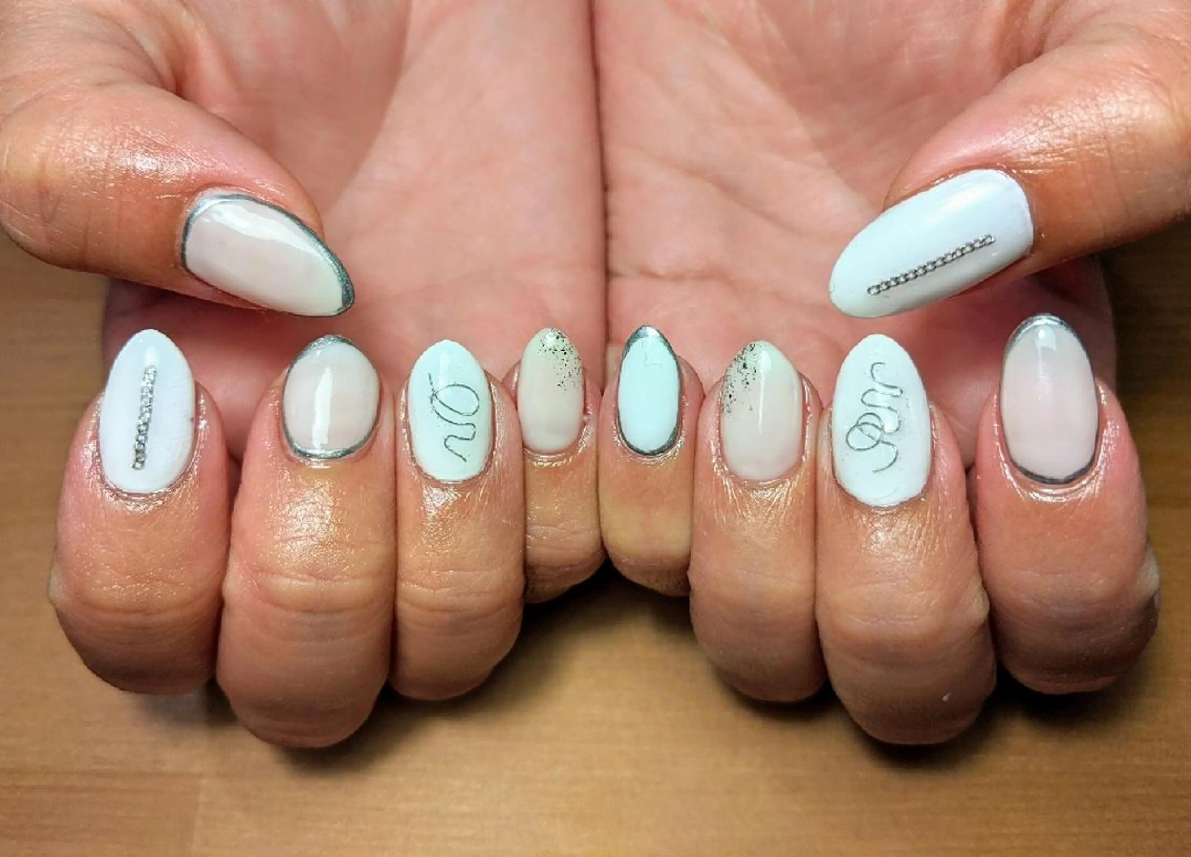 ネイル ｱｲﾗｯｼｭ ﾈｲﾙ ｻﾛﾝ つけるのマツエク・マツパデザイン